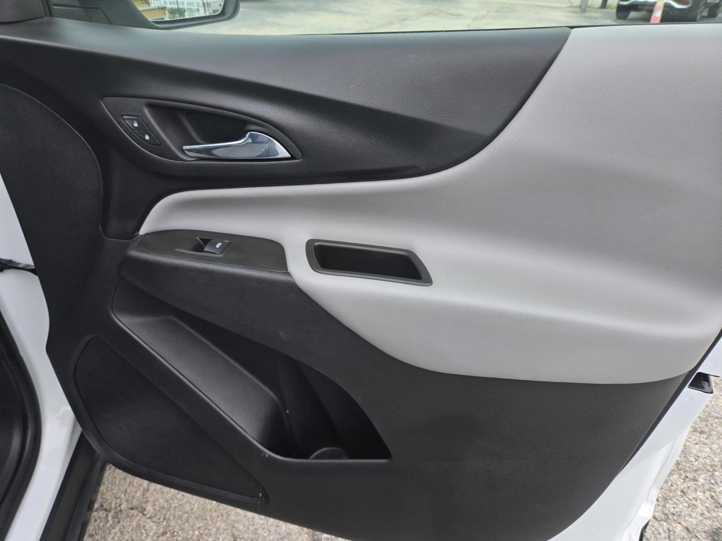 2023 White /Gray Chevrolet Equinox LT Fleet AWD (3GNAXTEG3PL) with an 1.5L L4 DOHC 16V TURBO engine, 6A transmission, located at 1842 Wirt Road, Houston, TX, 77055, (713) 973-3903, 29.805330, -95.484787 - Photo#13