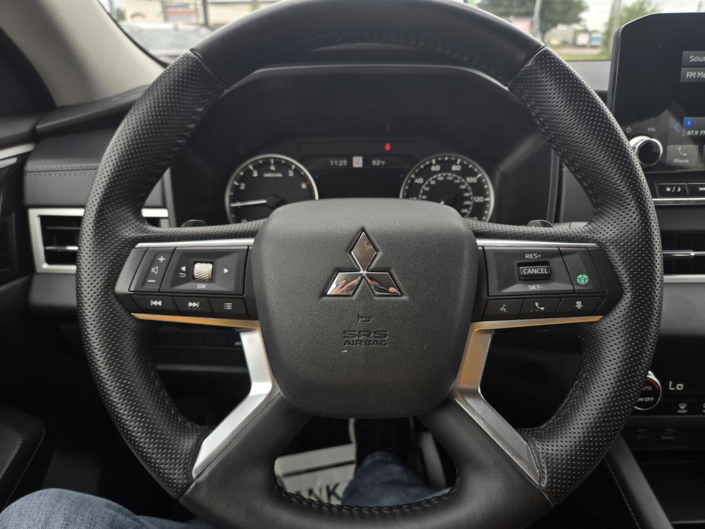 2024 Black Mitsubishi Outlander SE 4WD (JA4J4VA85RZ) with an 2.4L L4 DOHC 16V engine, CVT transmission, located at 1842 Wirt Road, Houston, TX, 77055, (713) 973-3903, 29.805330, -95.484787 - Photo#16