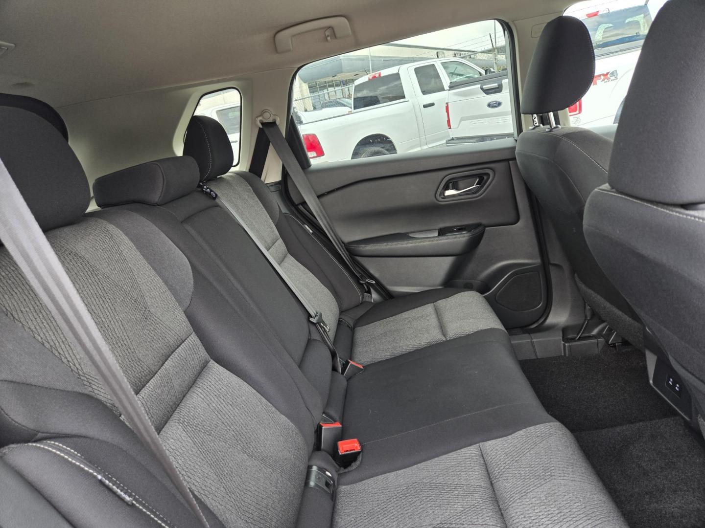 2025 Silver Nissan Rogue SV (5N1BT3BA6SC) with an 2.5L L4 DOHC 16V engine, CVT transmission, located at 1842 Wirt Road, Houston, TX, 77055, (713) 973-3903, 29.805330, -95.484787 - Photo#14
