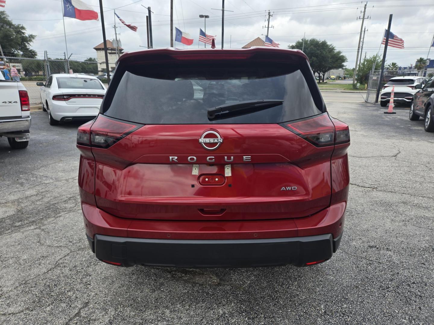 2025 MAROON Nissan Rogue SV AWD (5N1BT3BB5SC) with an 2.5L L4 DOHC 16V engine, CVT transmission, located at 1842 Wirt Road, Houston, TX, 77055, (713) 973-3903, 29.805330, -95.484787 - Photo#3