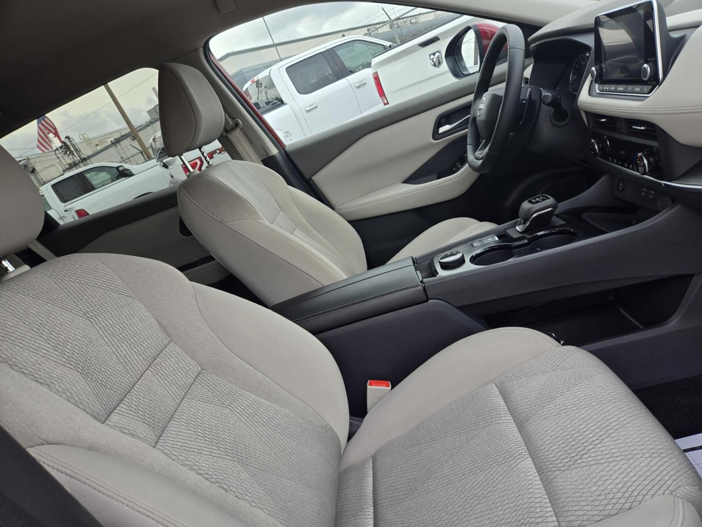 2025 MAROON Nissan Rogue SV AWD (5N1BT3BB5SC) with an 2.5L L4 DOHC 16V engine, CVT transmission, located at 1842 Wirt Road, Houston, TX, 77055, (713) 973-3903, 29.805330, -95.484787 - Photo#12