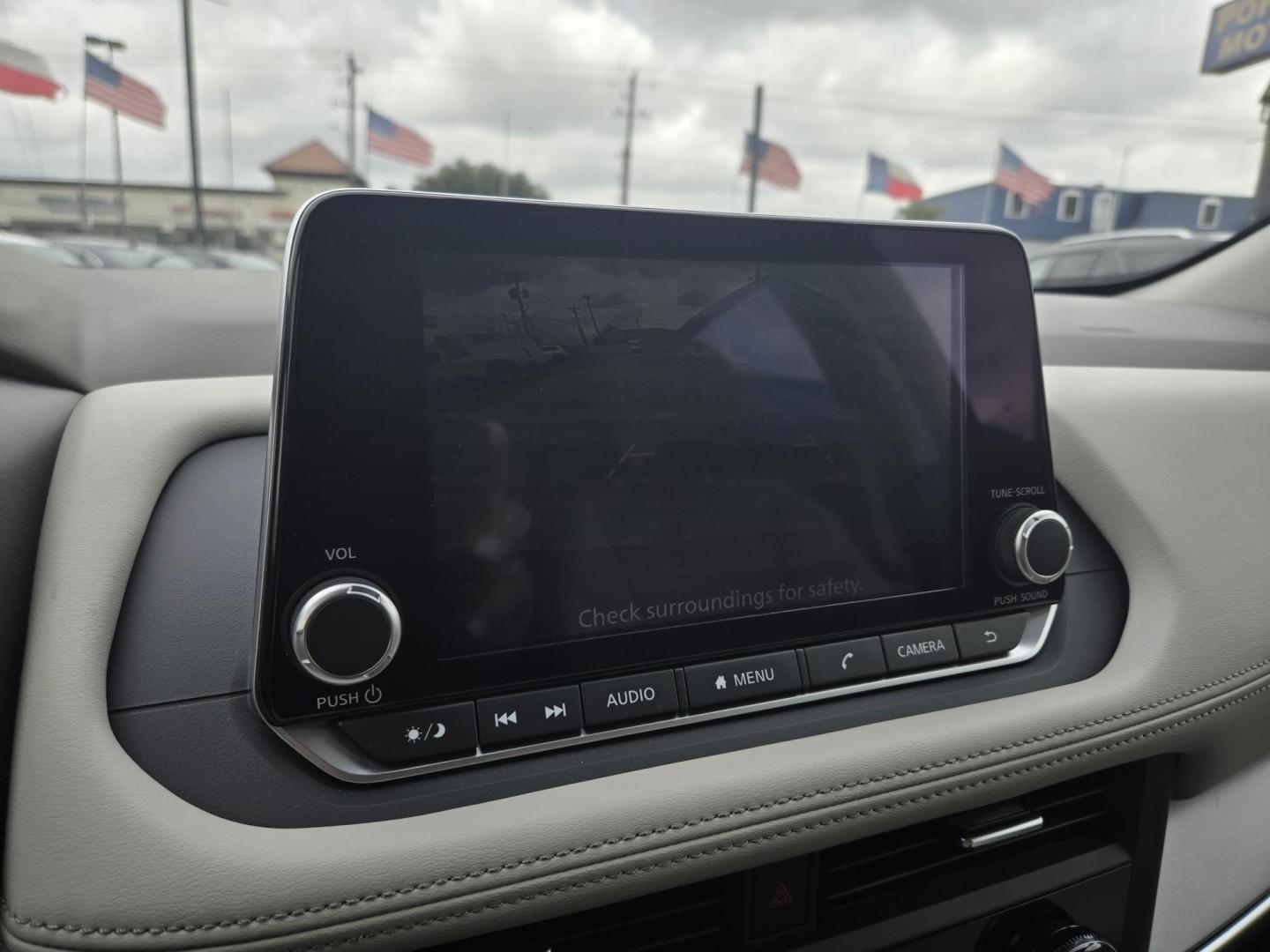 2025 MAROON Nissan Rogue SV AWD (5N1BT3BB5SC) with an 2.5L L4 DOHC 16V engine, CVT transmission, located at 1842 Wirt Road, Houston, TX, 77055, (713) 973-3903, 29.805330, -95.484787 - Photo#19