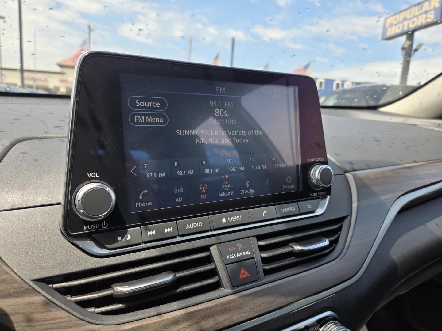 2024 Silver Nissan Altima 2.5 SV (1N4BL4DV7RN) with an 2.5L L4 DOHC 16V engine, CVT transmission, located at 1842 Wirt Road, Houston, TX, 77055, (713) 973-3903, 29.805330, -95.484787 - Photo#19