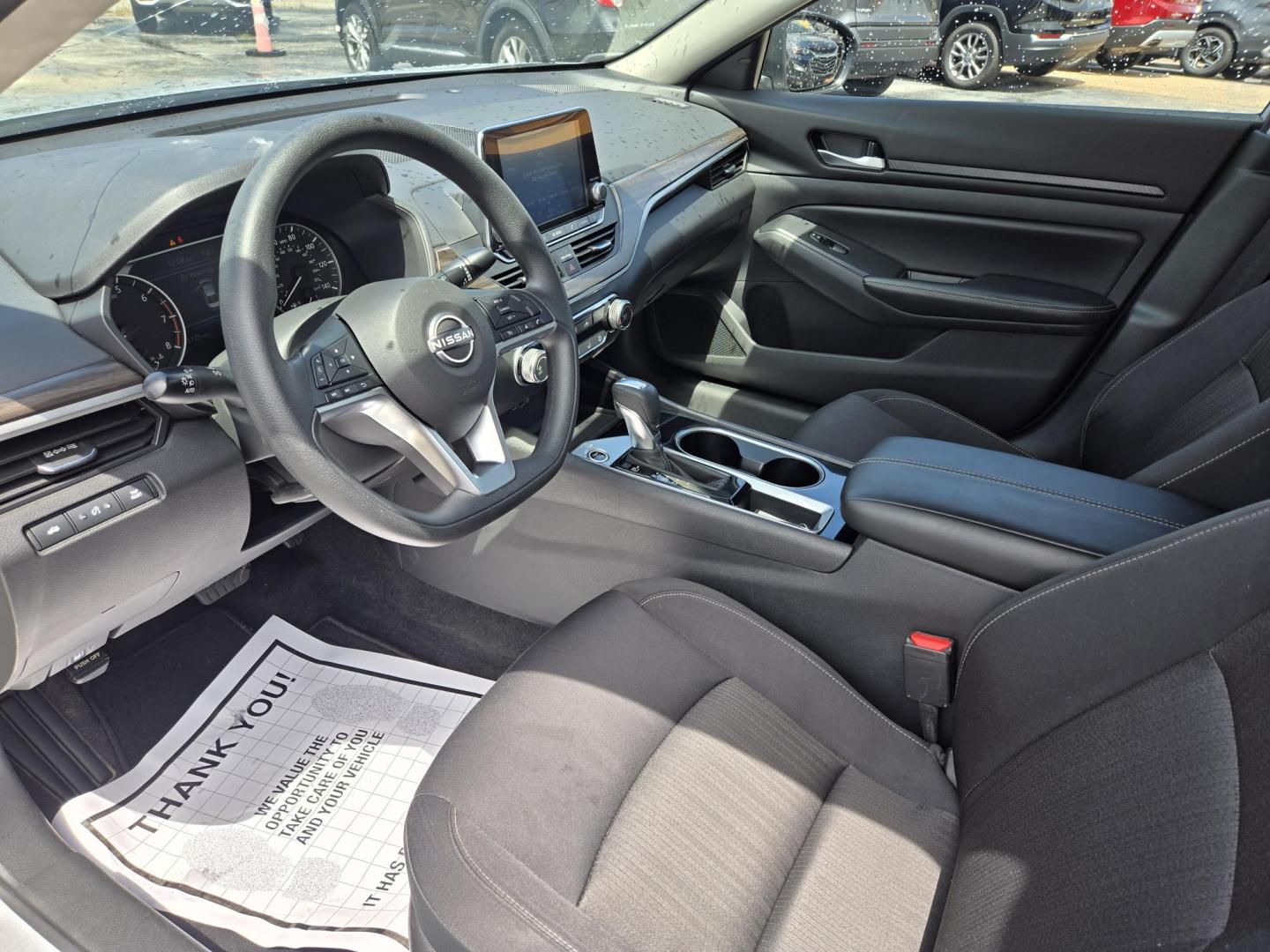 2024 Silver Nissan Altima 2.5 SV (1N4BL4DV7RN) with an 2.5L L4 DOHC 16V engine, CVT transmission, located at 1842 Wirt Road, Houston, TX, 77055, (713) 973-3903, 29.805330, -95.484787 - Photo#8