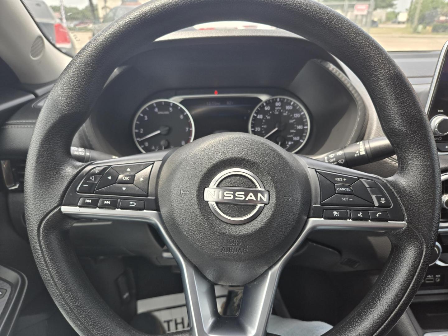 2024 White /Black Nissan Sentra SV (3N1AB8CV8RY) with an 1.8L L4 SFI DOHC 16V engine, CVT transmission, located at 1842 Wirt Road, Houston, TX, 77055, (713) 973-3903, 29.805330, -95.484787 - Photo#9