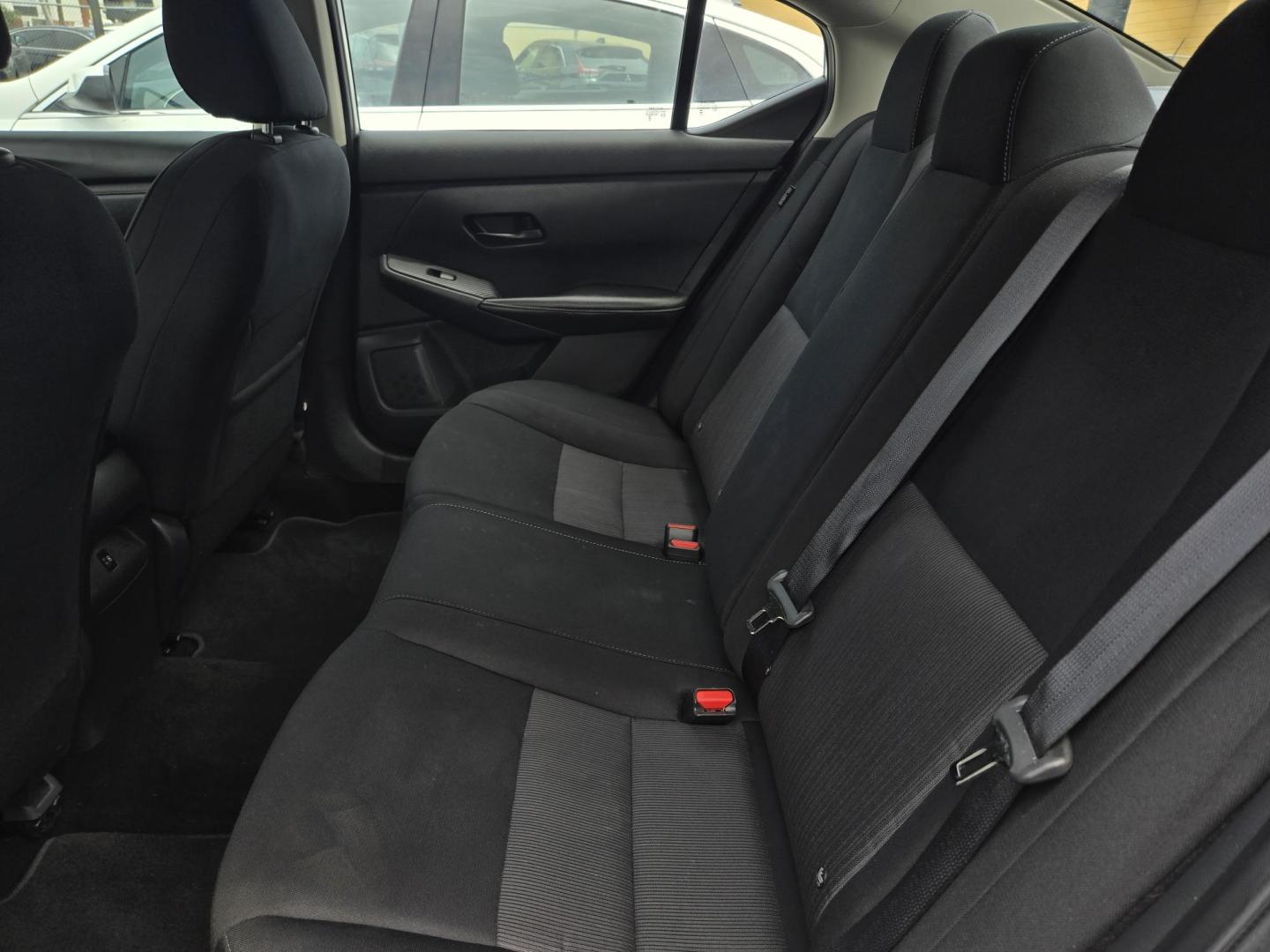 2024 White /Black Nissan Sentra SV (3N1AB8CV8RY) with an 1.8L L4 SFI DOHC 16V engine, CVT transmission, located at 1842 Wirt Road, Houston, TX, 77055, (713) 973-3903, 29.805330, -95.484787 - Photo#16