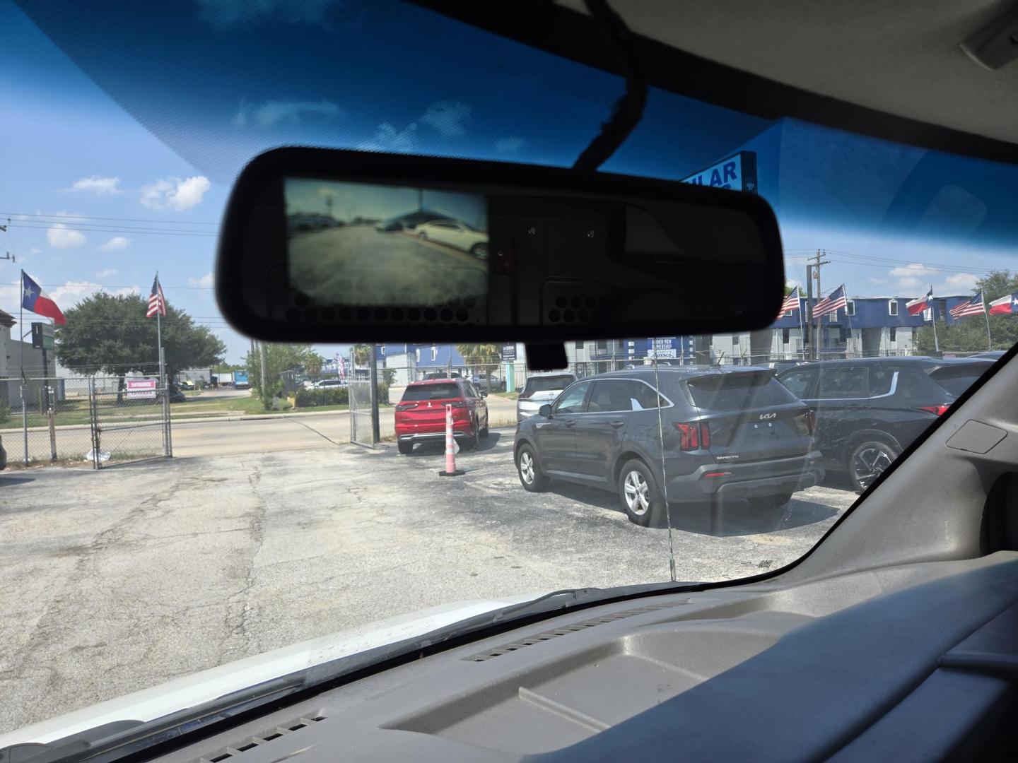 2021 White Chevrolet Express 2500 Cargo (1GCWGAFP5M1) with an 4.3L V6 engine, 6A transmission, located at 1842 Wirt Road, Houston, TX, 77055, (713) 973-3903, 29.805330, -95.484787 - Photo#19