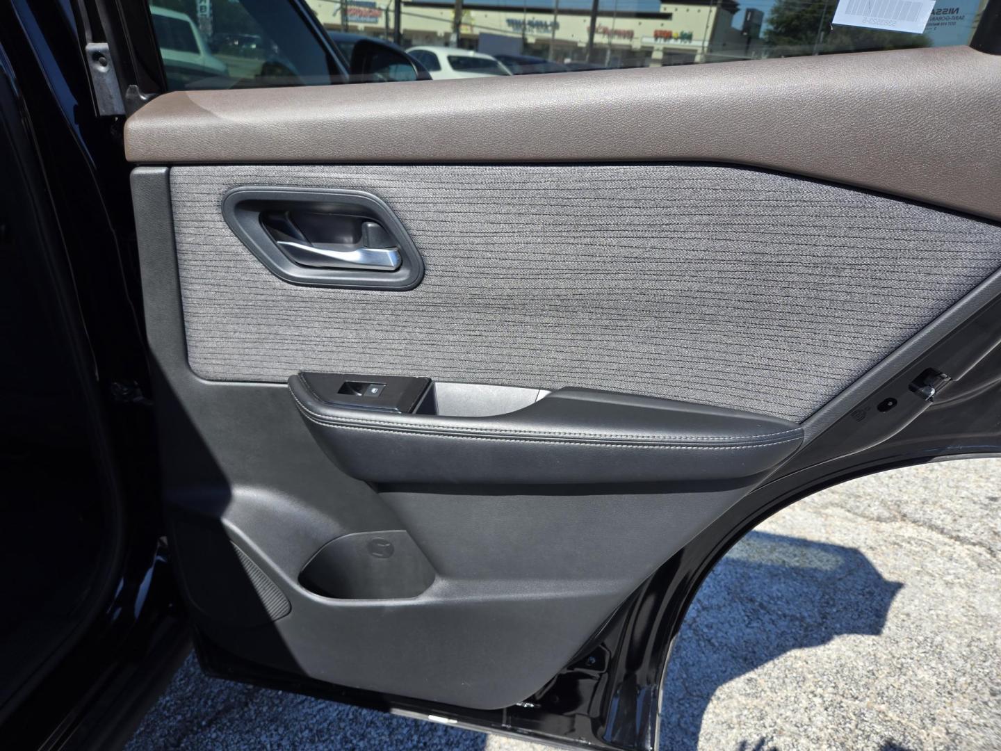2023 Black /Black Nissan Rogue SV (5N1BT3BA7PC) with an 2.5L L4 DOHC 16V engine, CVT transmission, located at 1842 Wirt Road, Houston, TX, 77055, (713) 973-3903, 29.805330, -95.484787 - Photo#15