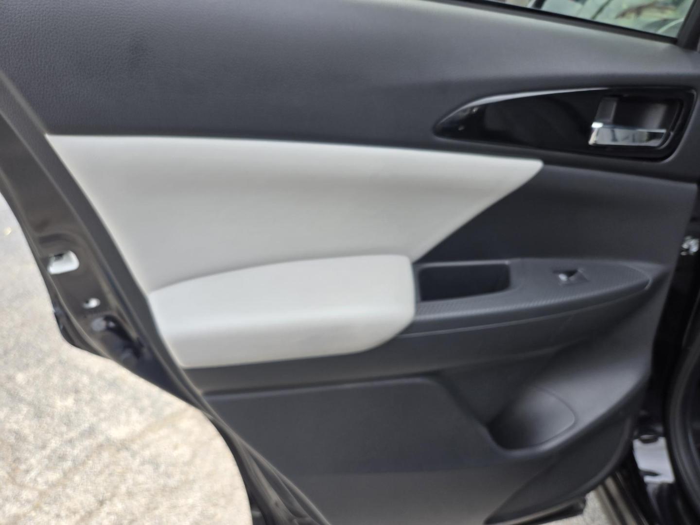 2024 Black Mitsubishi Eclipse Cross SE AWD (JA4ATWAA9RZ) with an 1.5L L4 DOHC 16V engine, CVT transmission, located at 1842 Wirt Road, Houston, TX, 77055, (713) 973-3903, 29.805330, -95.484787 - Photo#11