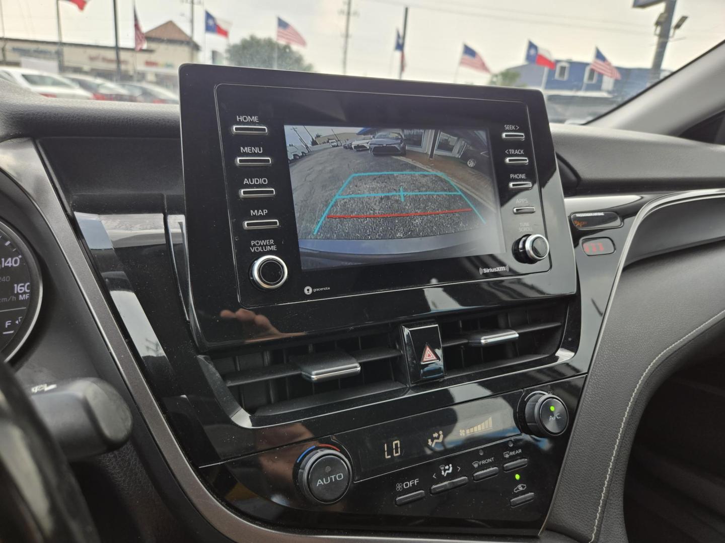 2021 Gray /Black Toyota Camry SE (4T1G11AK3MU) with an 2.5L L4 DOHC 16V engine, 8A transmission, located at 1842 Wirt Road, Houston, TX, 77055, (713) 973-3903, 29.805330, -95.484787 - Photo#20