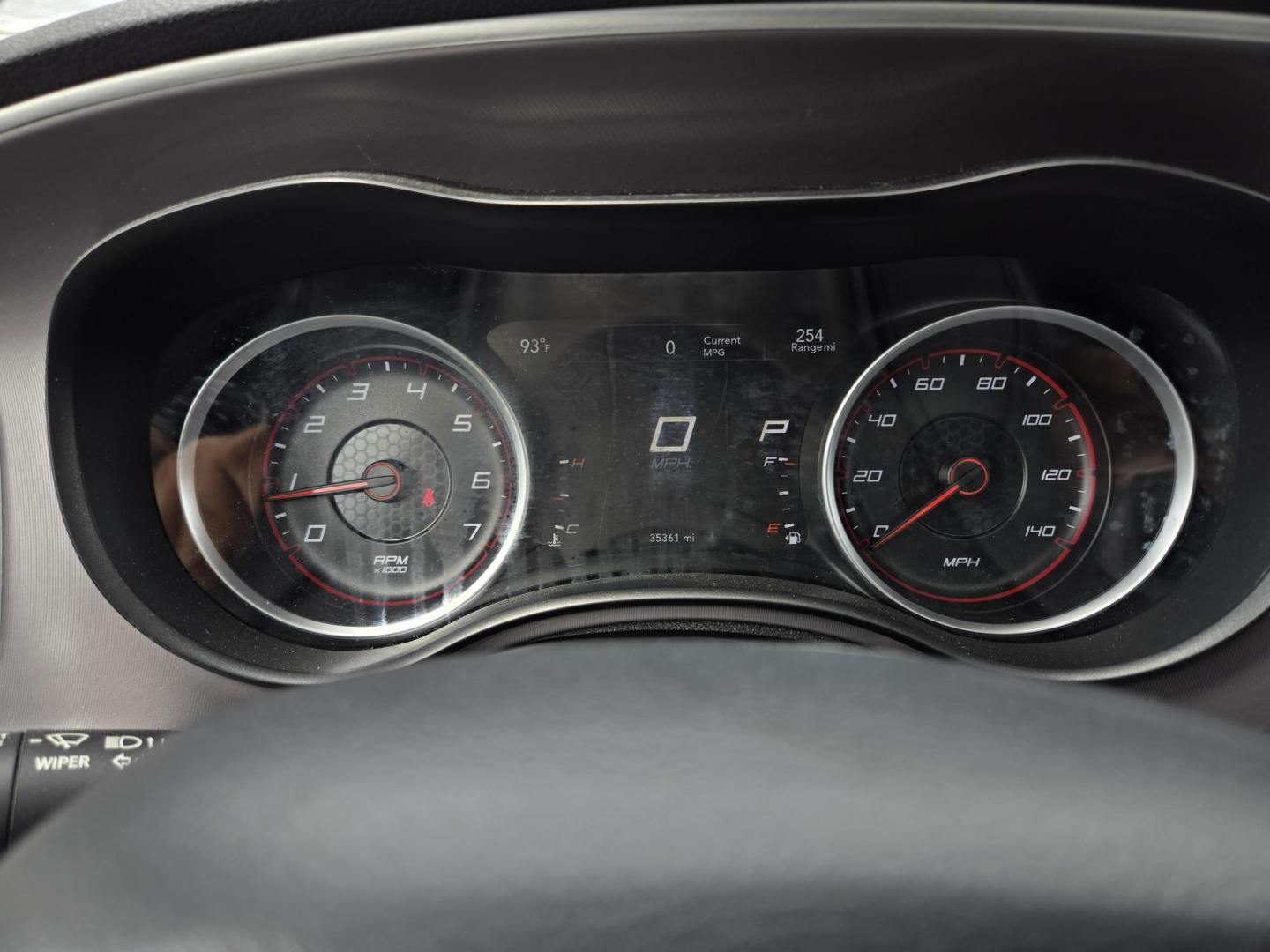 2022 White /Black Dodge Charger SXT (2C3CDXBG7NH) with an 3.6L V6 DOHC 24V engine, 8A transmission, located at 1842 Wirt Road, Houston, TX, 77055, (713) 973-3903, 29.805330, -95.484787 - Photo#17