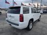 2020 White /Black Chevrolet Tahoe LS 2WD (1GNSCAKC8LR) with an 5.3L V8 OHV 16V engine, 6A transmission, located at 1842 Wirt Road, Houston, TX, 77055, (713) 973-3903, 29.805330, -95.484787 - Photo#4
