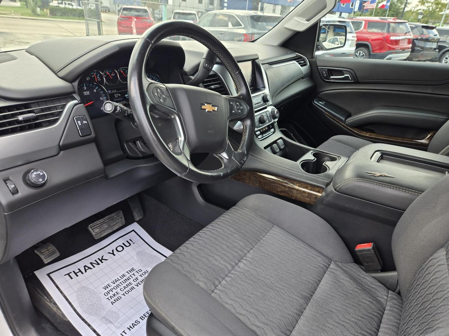 2020 White /Black Chevrolet Tahoe LS 2WD (1GNSCAKC8LR) with an 5.3L V8 OHV 16V engine, 6A transmission, located at 1842 Wirt Road, Houston, TX, 77055, (713) 973-3903, 29.805330, -95.484787 - Photo#8