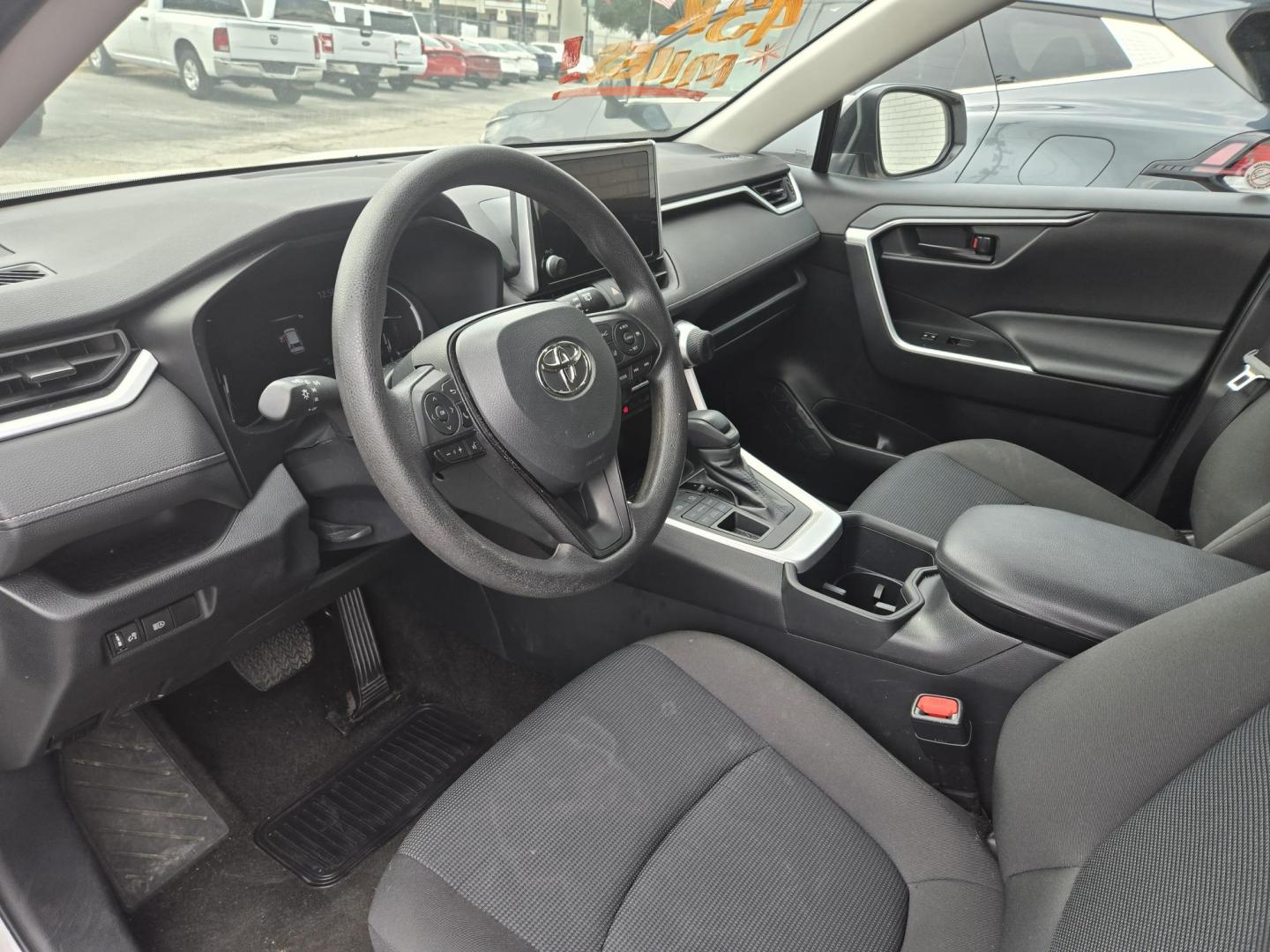 2023 White Toyota RAV4 LE AWD (2T3F1RFV8PC) with an 2.5L L4 DOHC 16V engine, 8A transmission, located at 1842 Wirt Road, Houston, TX, 77055, (713) 973-3903, 29.805330, -95.484787 - Photo#7