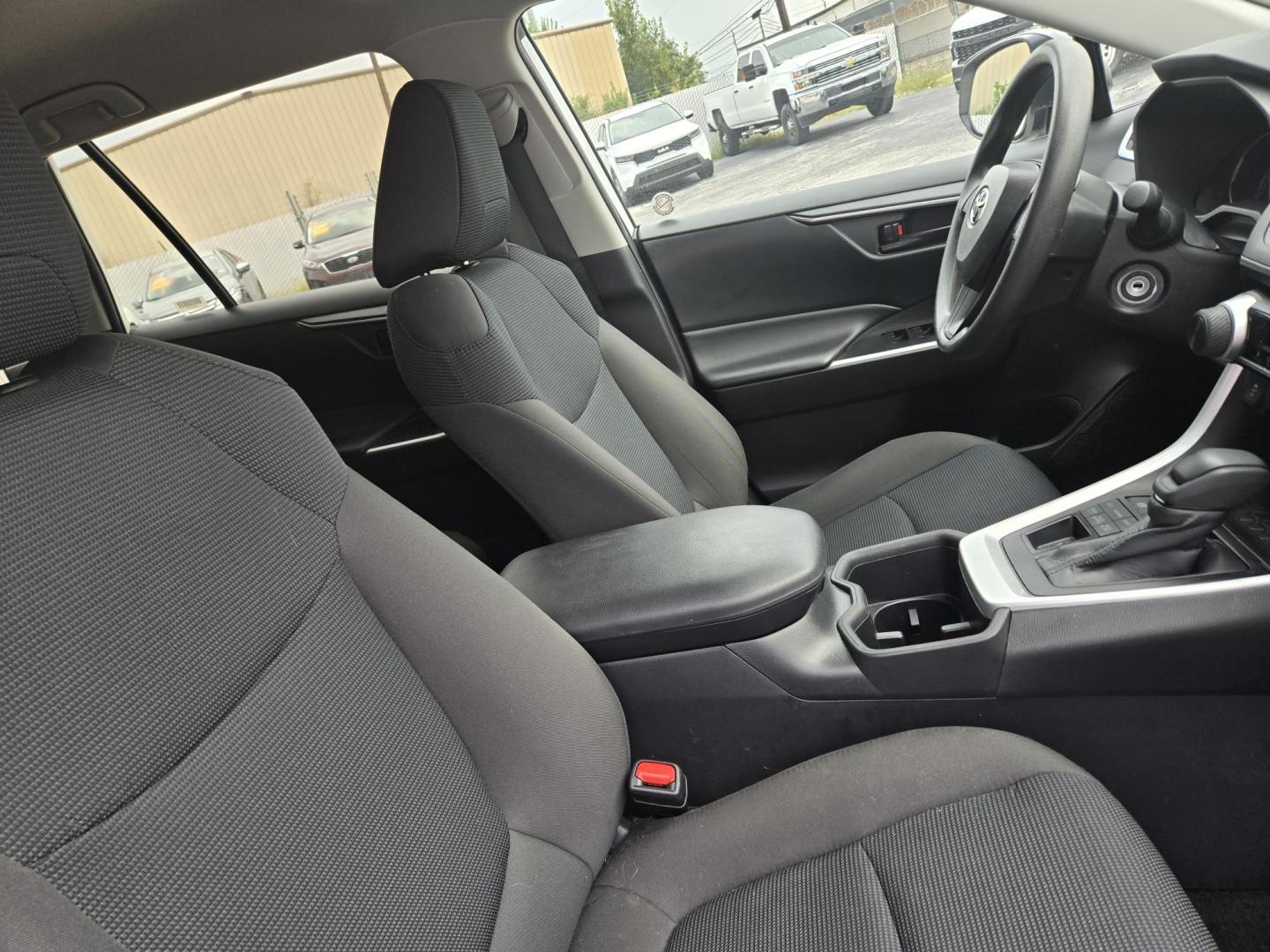 2023 White Toyota RAV4 LE AWD (2T3F1RFV8PC) with an 2.5L L4 DOHC 16V engine, 8A transmission, located at 1842 Wirt Road, Houston, TX, 77055, (713) 973-3903, 29.805330, -95.484787 - Photo#11