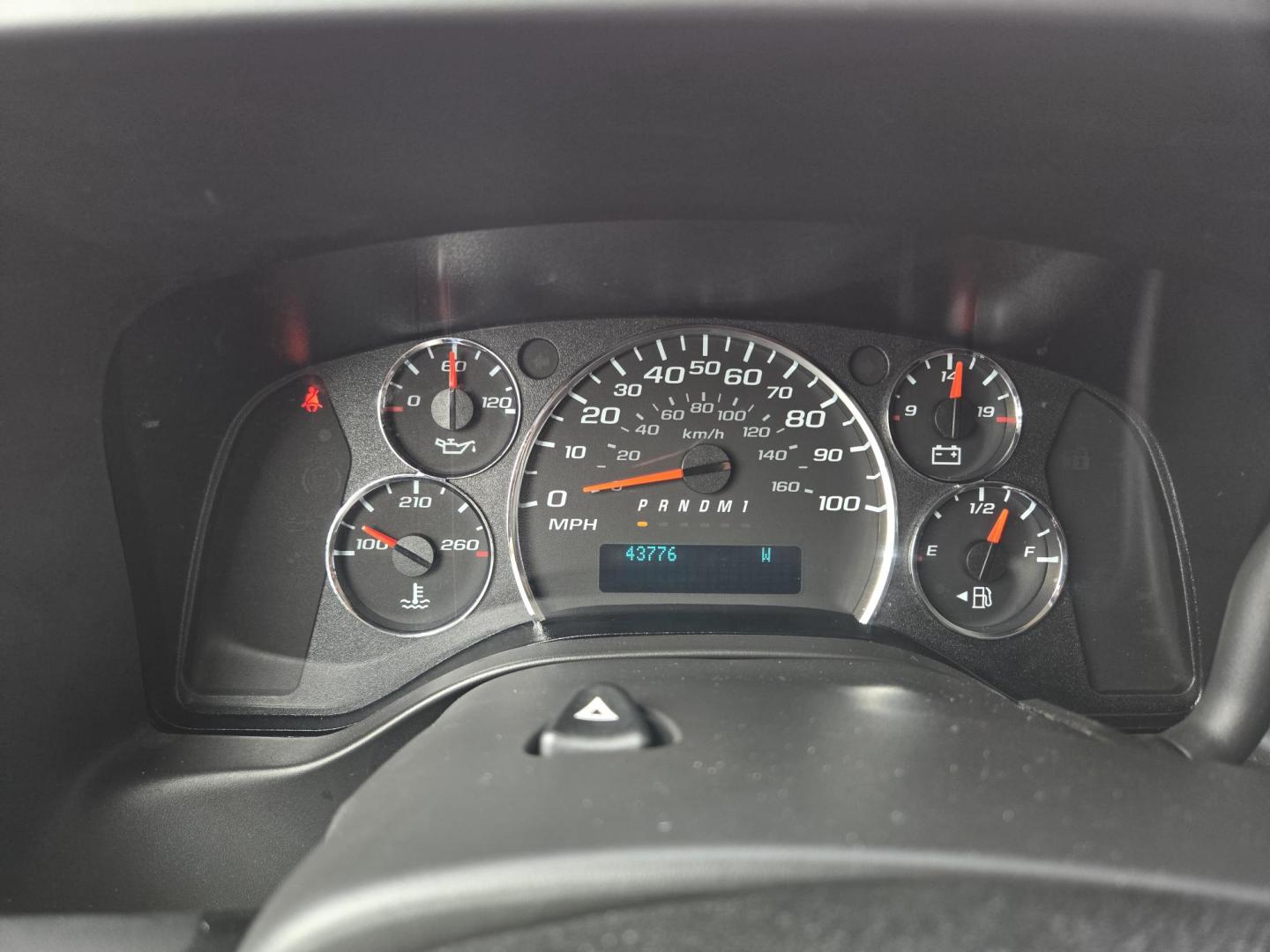 2023 White Chevrolet Express 2500 Cargo Extended (1GCWGBFP7P1) with an 4.3L V6 engine, 6A transmission, located at 1842 Wirt Road, Houston, TX, 77055, (713) 973-3903, 29.805330, -95.484787 - Photo#16