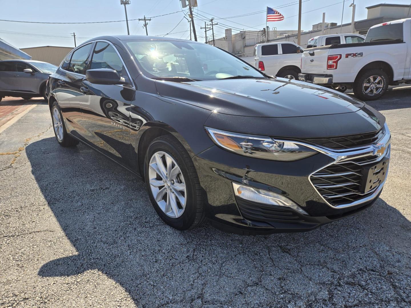 2025 Black /Black Chevrolet Malibu 1LT (1G1ZD5ST1SF) with an 1.5L L4 DOHC 16V engine, 6A transmission, located at 1842 Wirt Road, Houston, TX, 77055, (713) 973-3903, 29.805330, -95.484787 - Photo#6