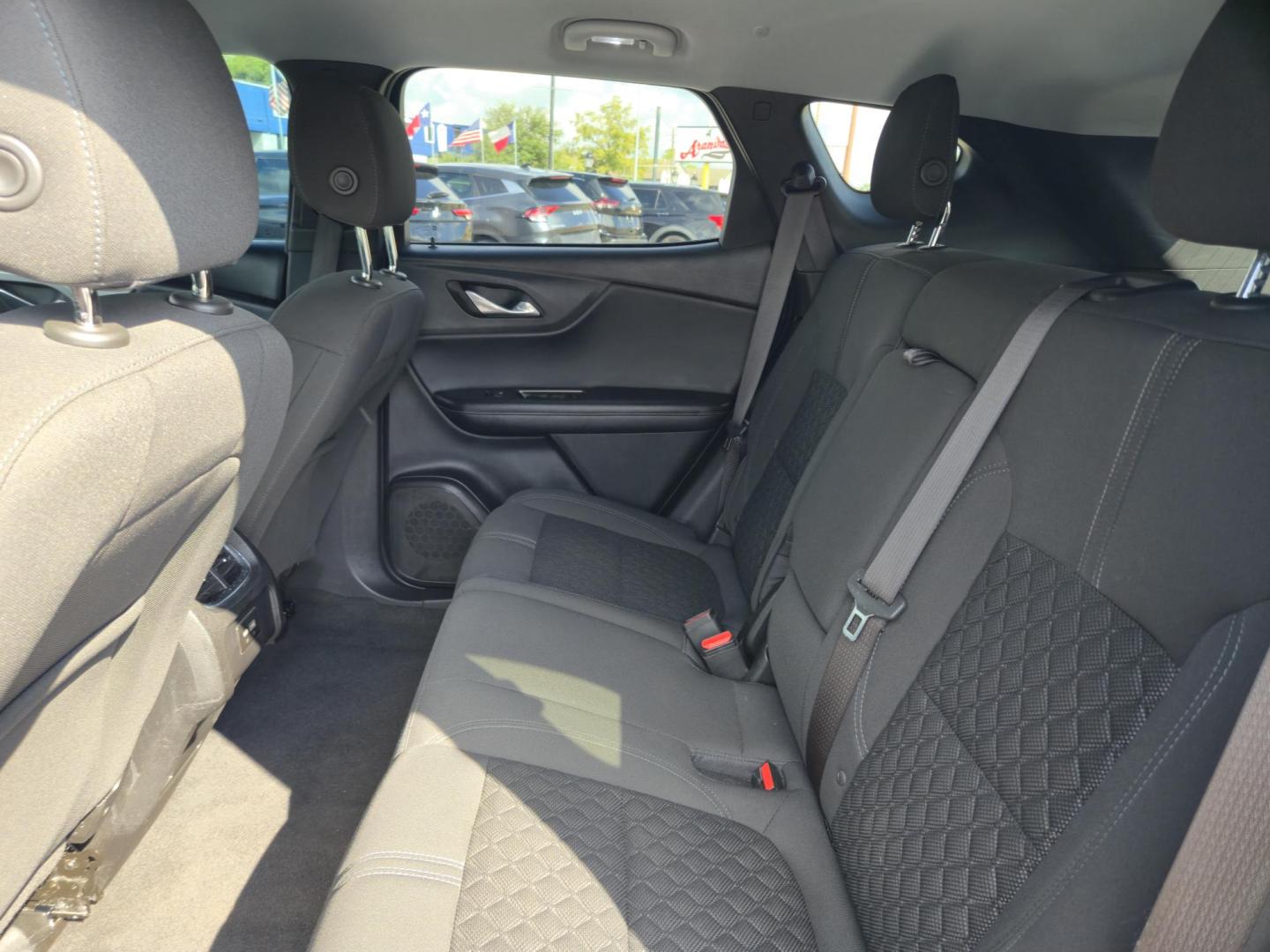 2021 Black /Black Chevrolet Blazer 2LT (3GNKBCR4XMS) with an 2.0L L4 DOHC 16 TURBO engine, 9A transmission, located at 1842 Wirt Road, Houston, TX, 77055, (713) 973-3903, 29.805330, -95.484787 - Photo#10