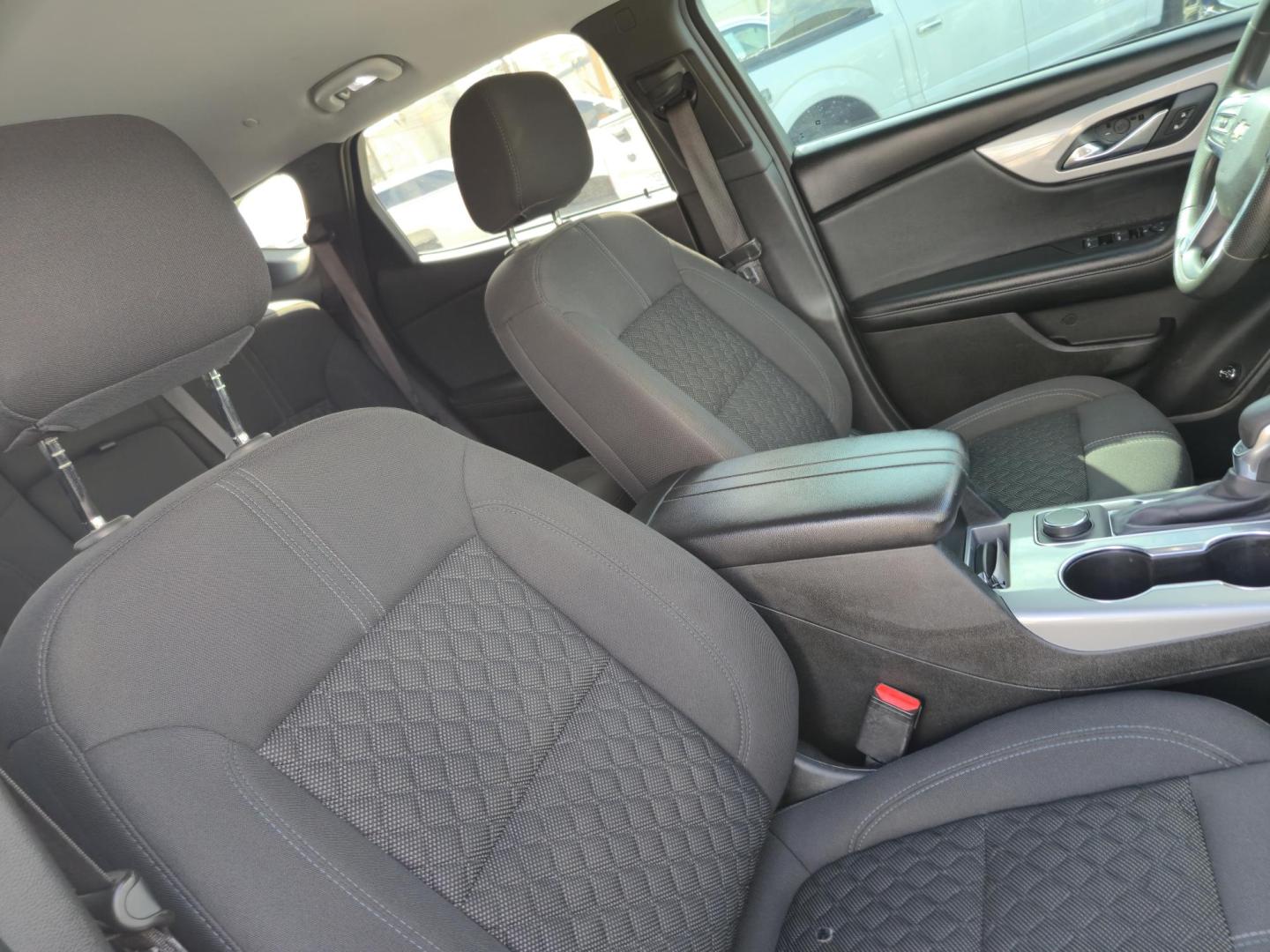 2021 Black /Black Chevrolet Blazer 2LT (3GNKBCR4XMS) with an 2.0L L4 DOHC 16 TURBO engine, 9A transmission, located at 1842 Wirt Road, Houston, TX, 77055, (713) 973-3903, 29.805330, -95.484787 - Photo#12