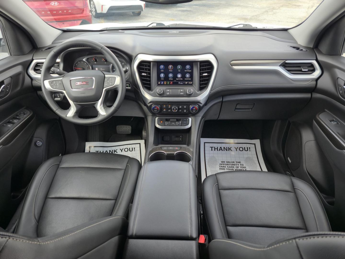 2023 White /Black GMC Acadia SLT (1GKKNML43PZ) with an 2.0L L4 DOHC 16V TURBO engine, 9A transmission, located at 1842 Wirt Road, Houston, TX, 77055, (713) 973-3903, 29.805330, -95.484787 - Photo#17