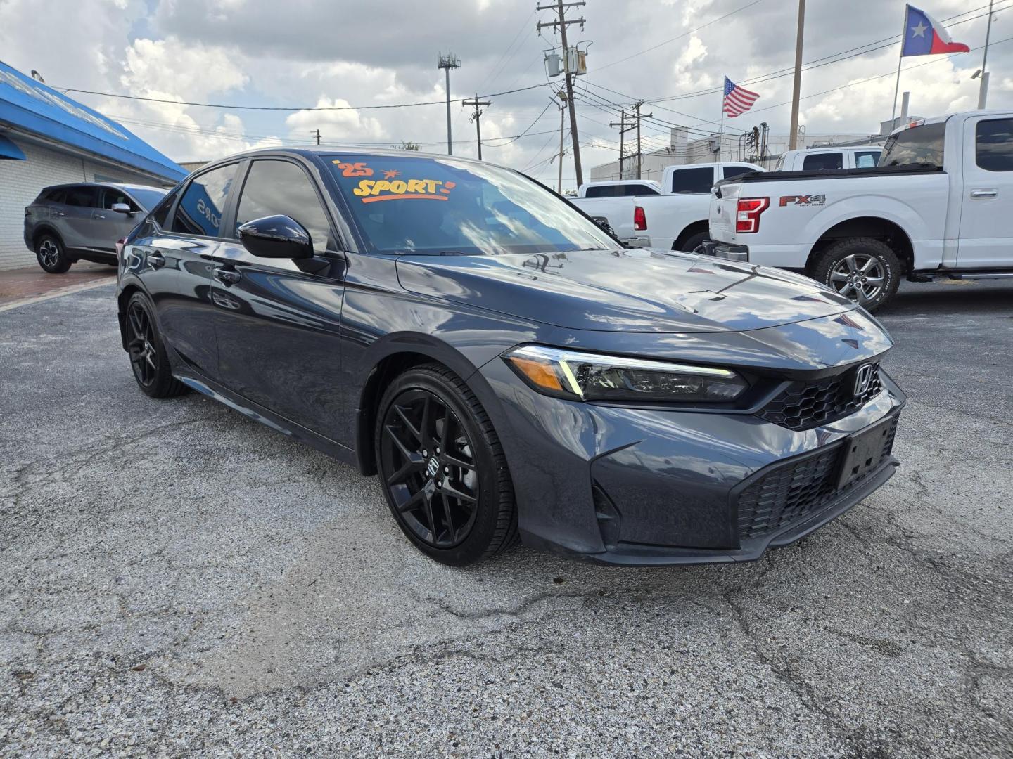 2025 Gray /Black Honda Civic Sport (2HGFE2F55SH) with an 2.0L L4 DOHC 16V engine, CVT transmission, located at 1842 Wirt Road, Houston, TX, 77055, (713) 973-3903, 29.805330, -95.484787 - Photo#6