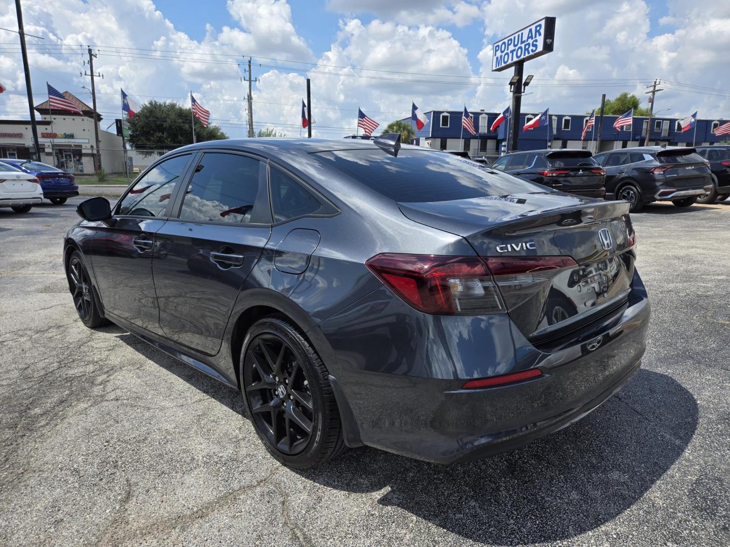 2025 Gray /Black Honda Civic Sport (2HGFE2F55SH) with an 2.0L L4 DOHC 16V engine, CVT transmission, located at 1842 Wirt Road, Houston, TX, 77055, (713) 973-3903, 29.805330, -95.484787 - Photo#2
