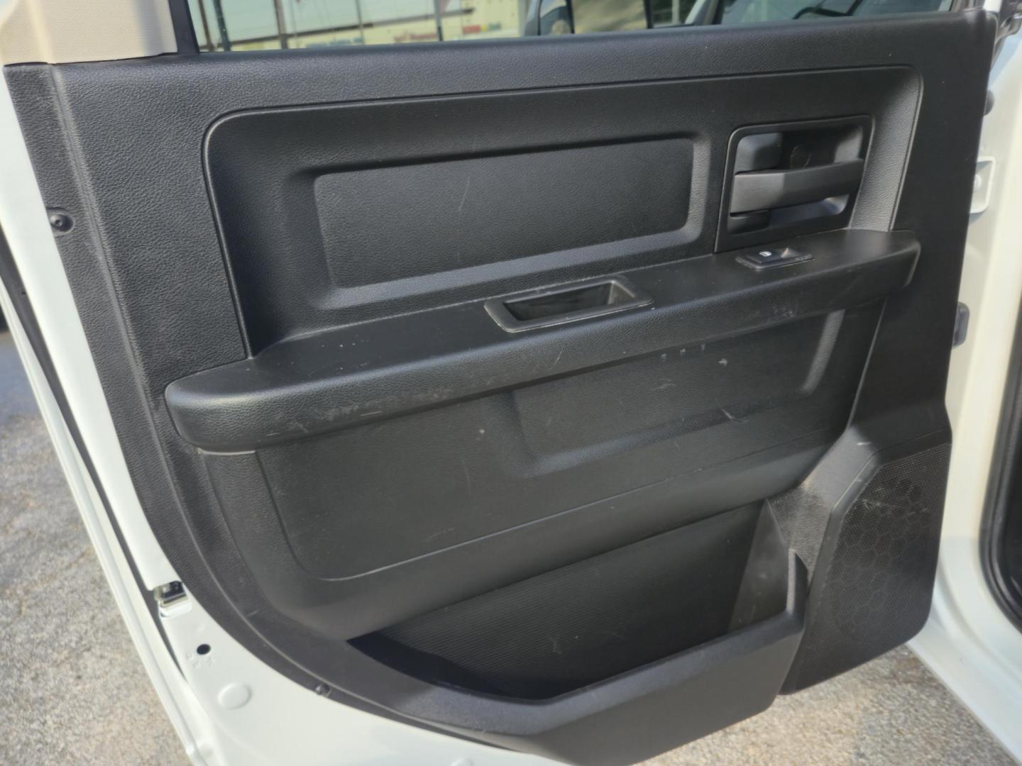 2023 White /Gray RAM 1500 Classic Tradesman Crew Cab SWB 2WD (3C6RR6KG0PG) with an 3.6L V6 DOHC 24V FFV engine, 8A transmission, located at 1842 Wirt Road, Houston, TX, 77055, (713) 973-3903, 29.805330, -95.484787 - Photo#11