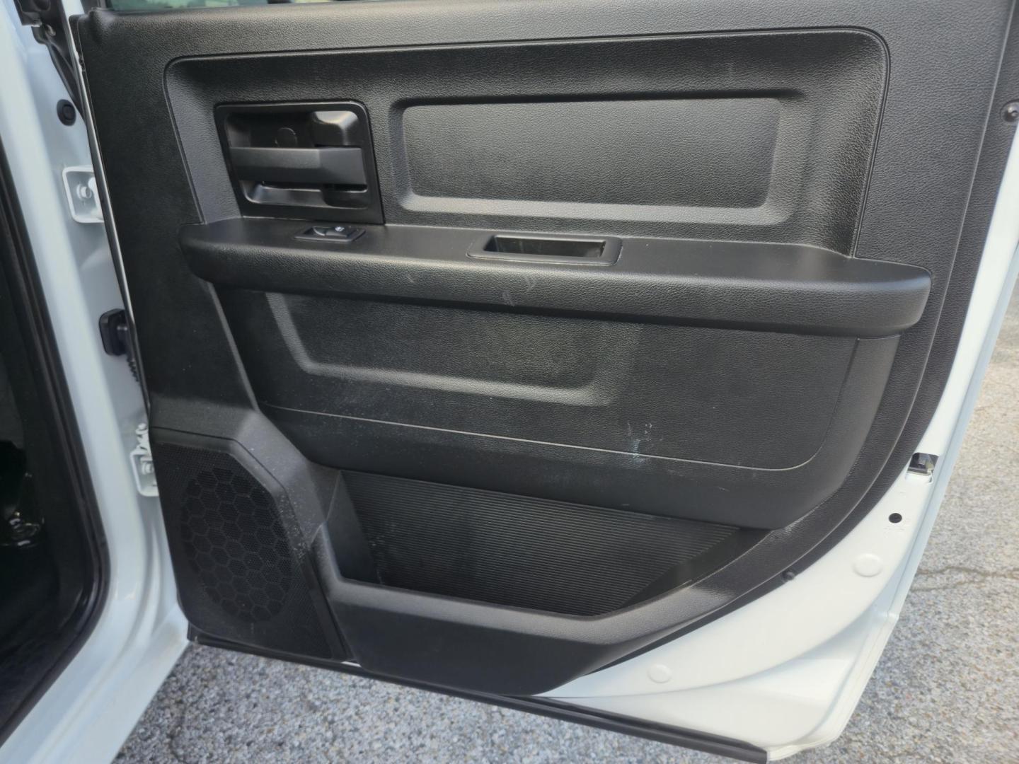 2023 White /Gray RAM 1500 Classic Tradesman Crew Cab SWB 2WD (3C6RR6KG0PG) with an 3.6L V6 DOHC 24V FFV engine, 8A transmission, located at 1842 Wirt Road, Houston, TX, 77055, (713) 973-3903, 29.805330, -95.484787 - Photo#15