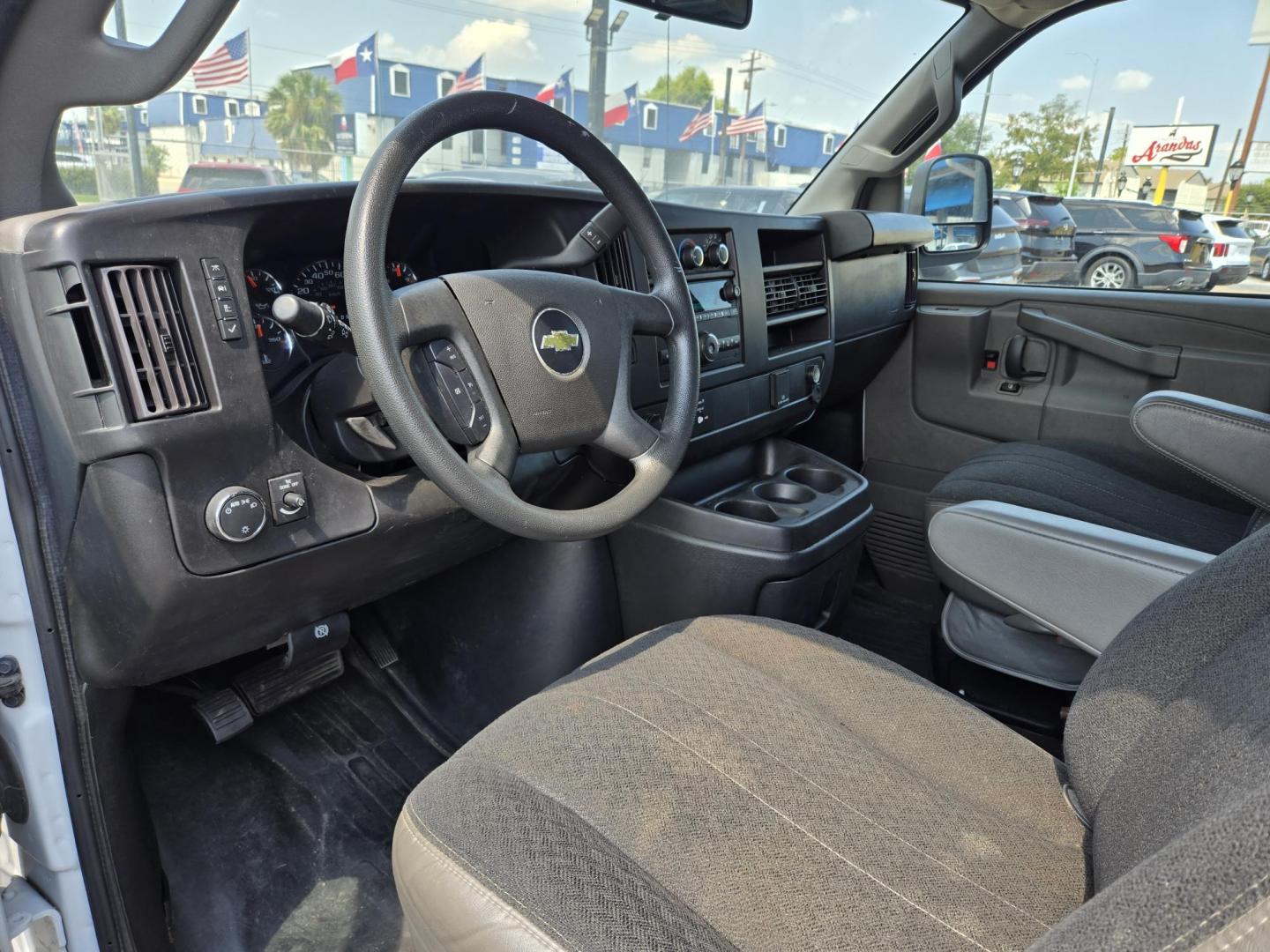 2023 White /Gray Chevrolet Express 2500 Cargo (1GCWGAFP2P1) with an 4.3L V6 engine, 6A transmission, located at 1842 Wirt Road, Houston, TX, 77055, (713) 973-3903, 29.805330, -95.484787 - Photo#8