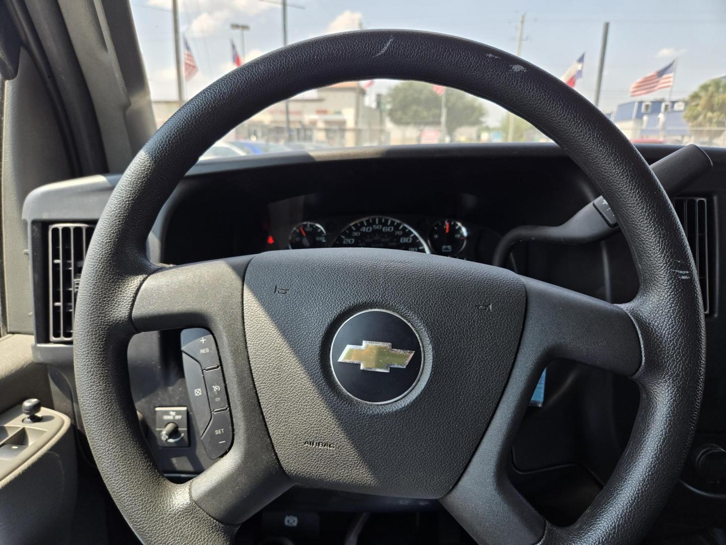 2023 White /Gray Chevrolet Express 2500 Cargo (1GCWGAFP2P1) with an 4.3L V6 engine, 6A transmission, located at 1842 Wirt Road, Houston, TX, 77055, (713) 973-3903, 29.805330, -95.484787 - Photo#15