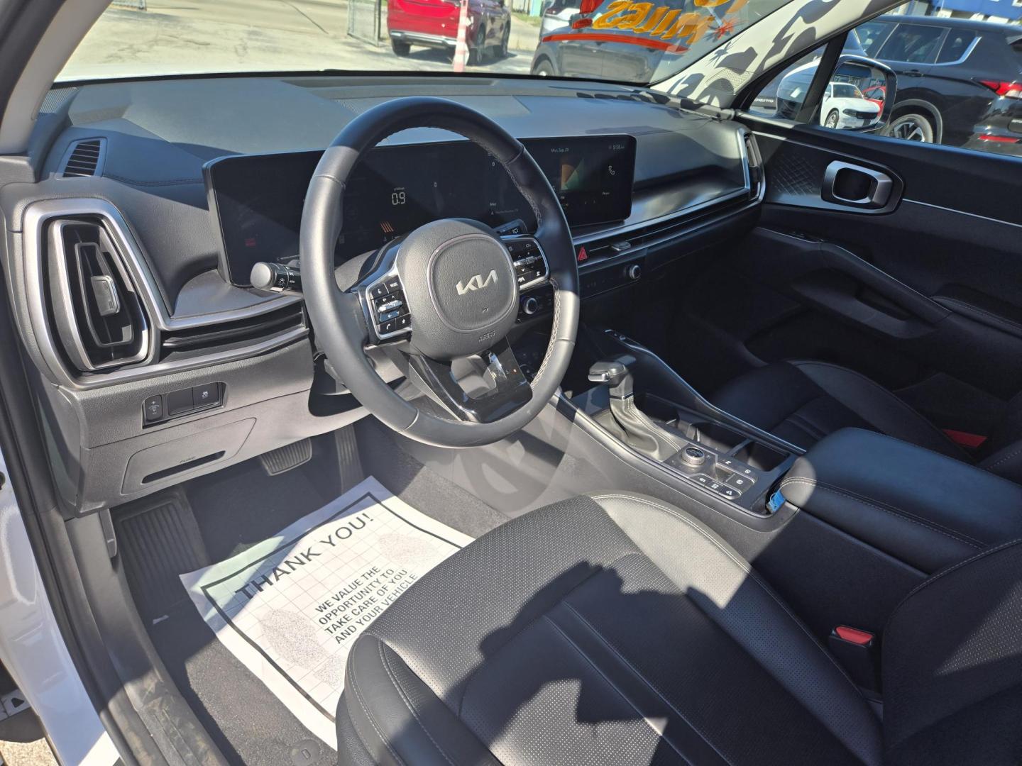 2024 White /Black Kia Sorento S AWD (5XYRLDJC0RG) with an 2.5L L4 DOHC 16V engine, 6A transmission, located at 1842 Wirt Road, Houston, TX, 77055, (713) 973-3903, 29.805330, -95.484787 - Photo#8