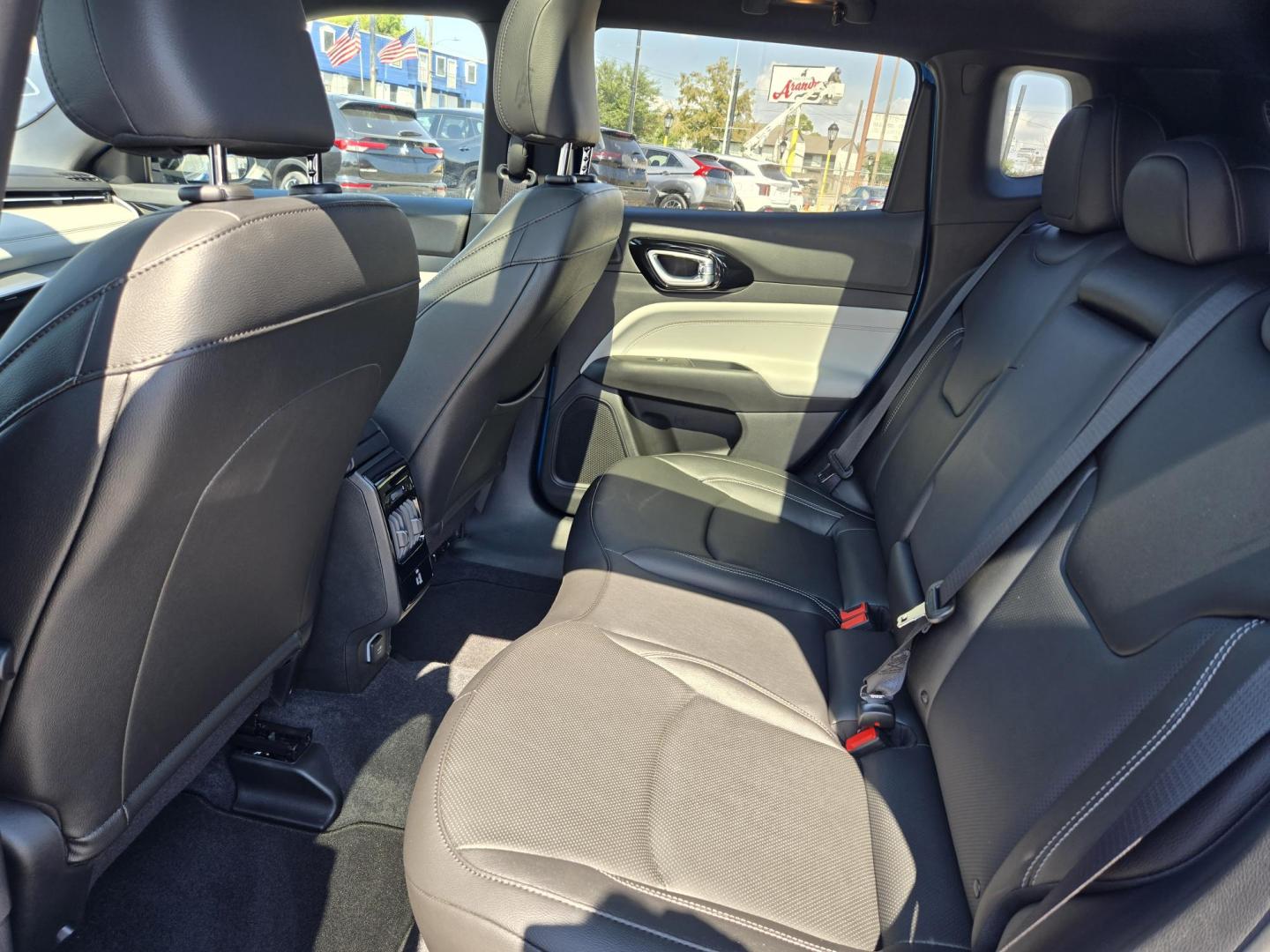 2025 BLUE /Black Jeep Compass Limited (3C4NJDCN6ST) with an 2.0L L4 DOHC 16V TURBO engine, CVT transmission, located at 1842 Wirt Road, Houston, TX, 77055, (713) 973-3903, 29.805330, -95.484787 - Photo#10