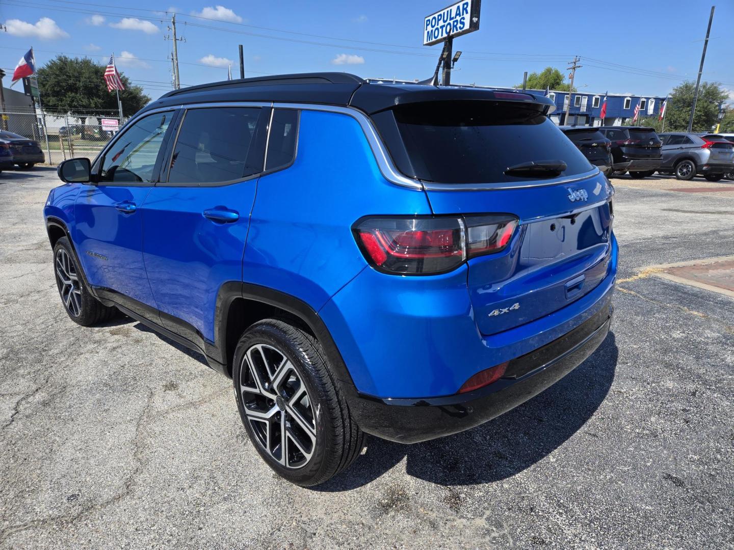 2025 BLUE /Black Jeep Compass Limited (3C4NJDCN6ST) with an 2.0L L4 DOHC 16V TURBO engine, CVT transmission, located at 1842 Wirt Road, Houston, TX, 77055, (713) 973-3903, 29.805330, -95.484787 - Photo#2