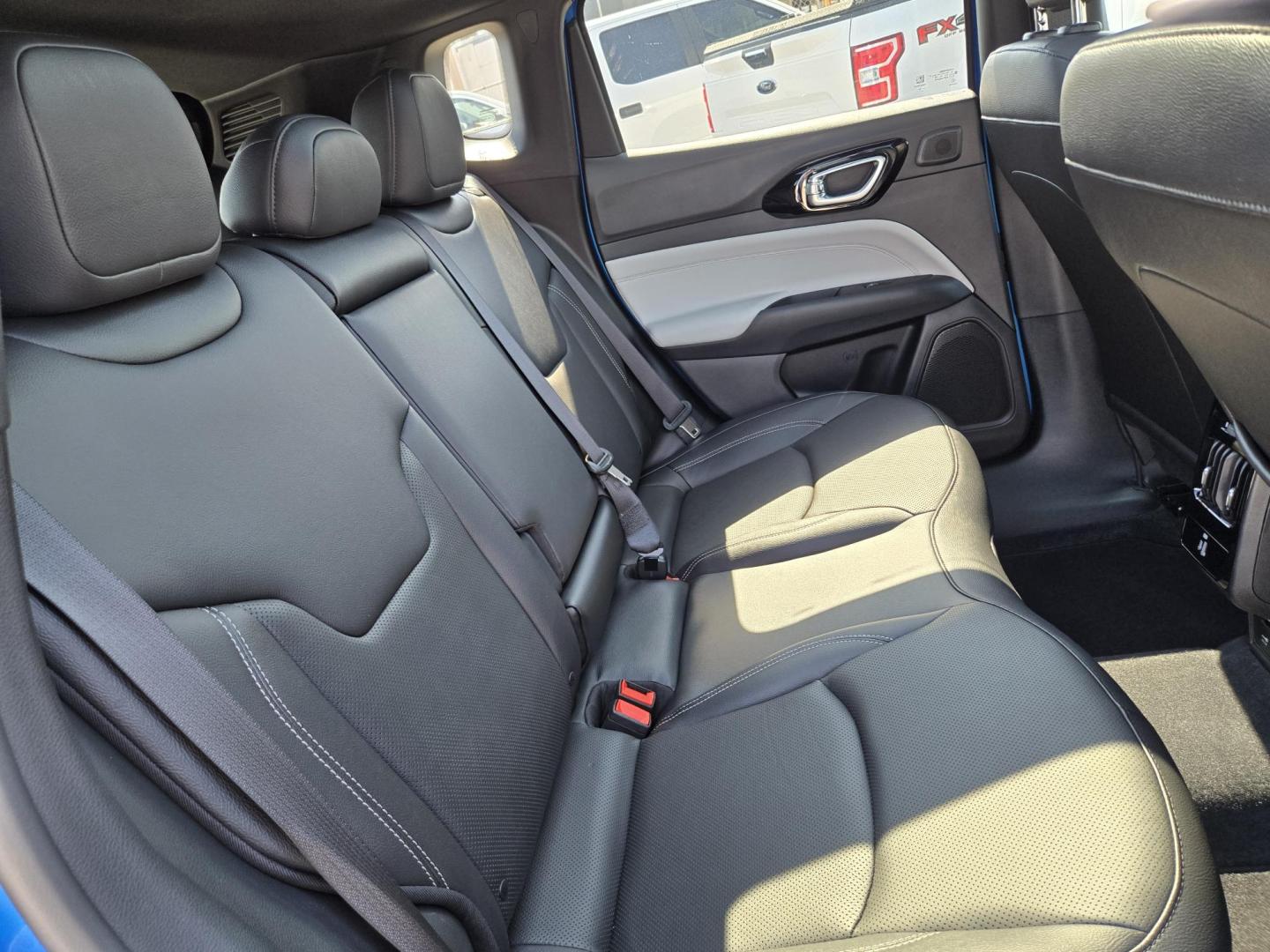 2025 BLUE /Black Jeep Compass Limited (3C4NJDCN6ST) with an 2.0L L4 DOHC 16V TURBO engine, CVT transmission, located at 1842 Wirt Road, Houston, TX, 77055, (713) 973-3903, 29.805330, -95.484787 - Photo#14