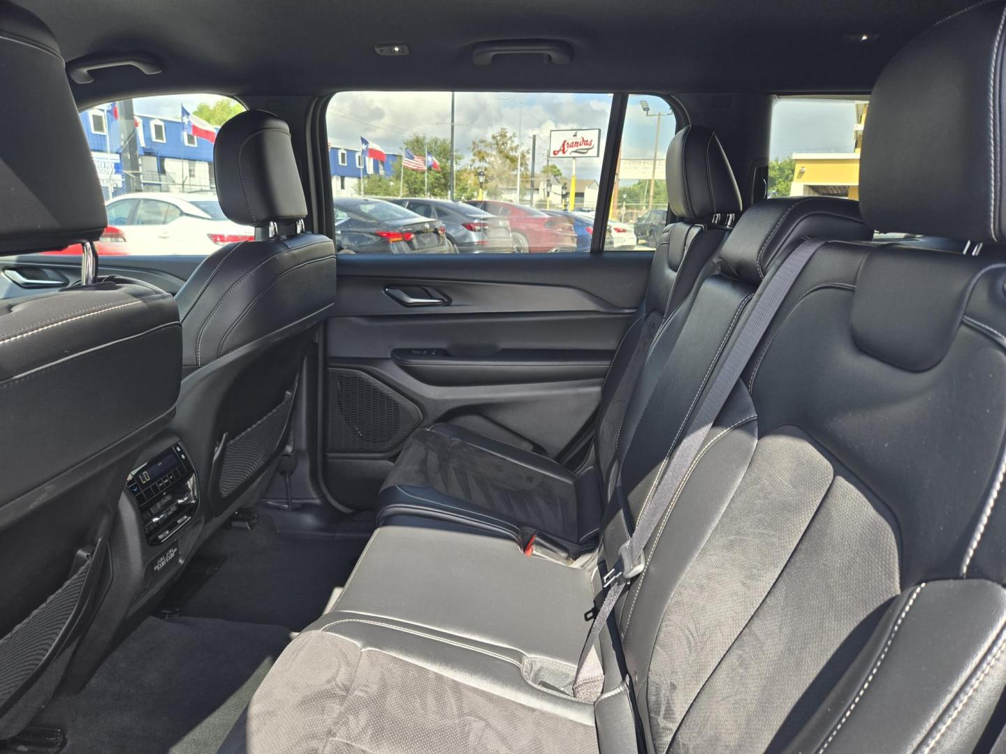 2024 White /Black Jeep Grand Cherokee L Laredo 4WD (1C4RJKAG2R8) with an 3.6L V6 DOHC 24V engine, 8A transmission, located at 1842 Wirt Road, Houston, TX, 77055, (713) 973-3903, 29.805330, -95.484787 - Photo#10