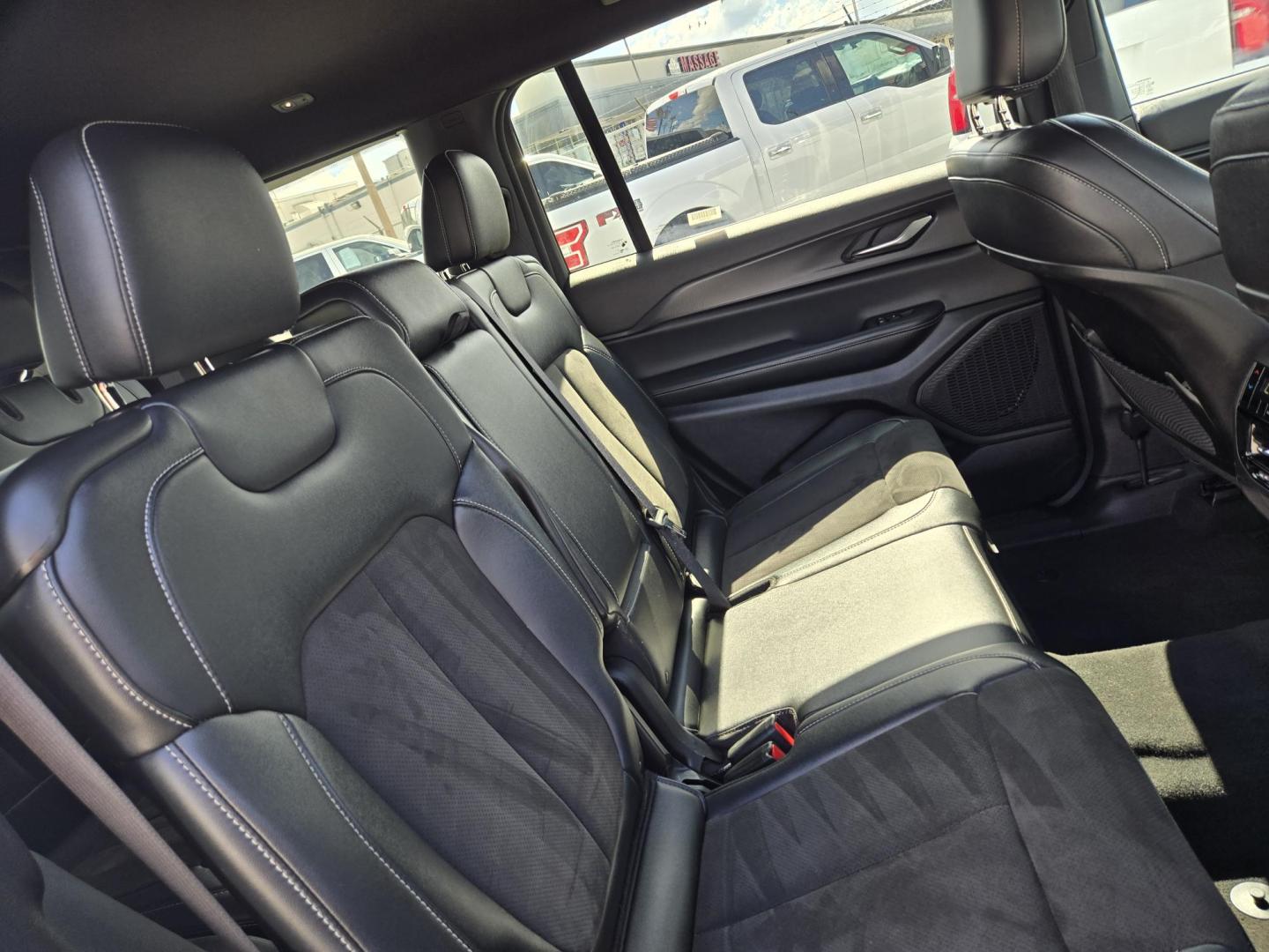 2024 White /Black Jeep Grand Cherokee L Laredo 4WD (1C4RJKAG2R8) with an 3.6L V6 DOHC 24V engine, 8A transmission, located at 1842 Wirt Road, Houston, TX, 77055, (713) 973-3903, 29.805330, -95.484787 - Photo#15
