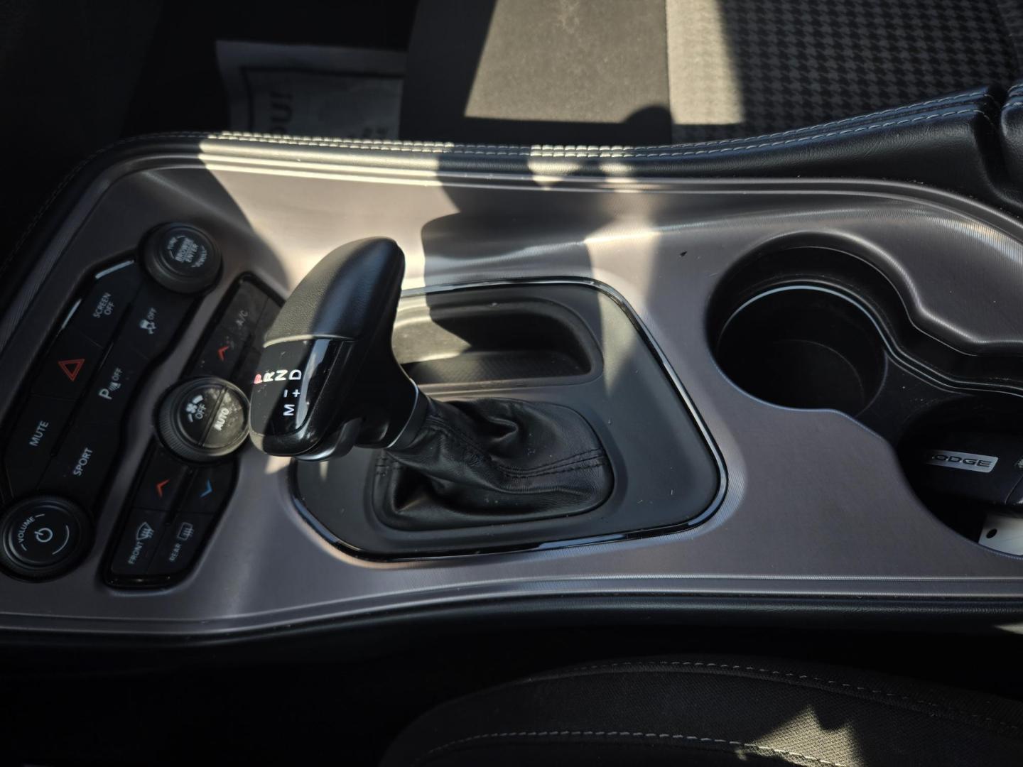 2023 Red /Black Dodge Challenger GT (2C3CDZJG3PH) with an 3.6L V6 DOHC 24V engine, 8A transmission, located at 1842 Wirt Road, Houston, TX, 77055, (713) 973-3903, 29.805330, -95.484787 - Photo#15