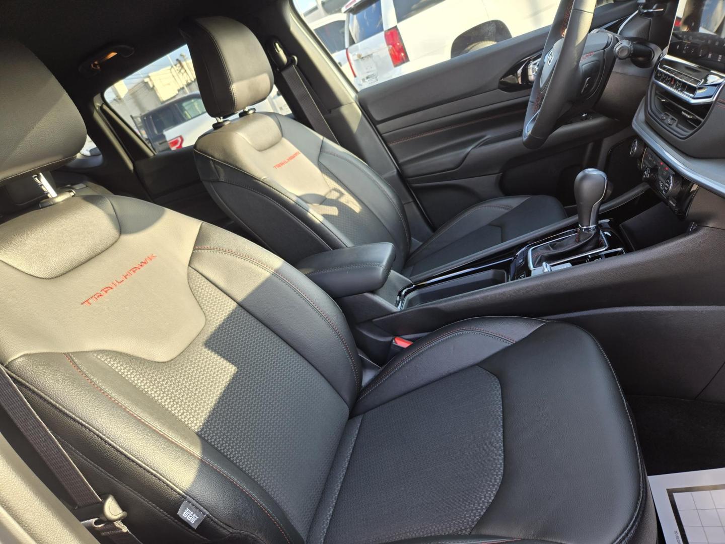 2026 White /Black Jeep Compass Trailhawk (3C4NJDDN7TT) with an 2.0L L4 DOHC 16V TURBO engine, 9A transmission, located at 1842 Wirt Road, Houston, TX, 77055, (713) 973-3903, 29.805330, -95.484787 - Photo#13