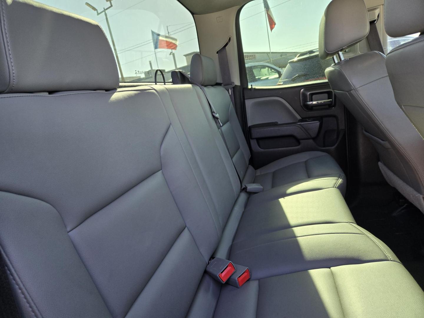 2017 White /Gray Chevrolet Silverado 1500 Work Truck Double Cab 2WD (1GCRCNECXHZ) with an 5.3L V8 OHV 16V engine, 6A transmission, located at 1842 Wirt Road, Houston, TX, 77055, (713) 973-3903, 29.805330, -95.484787 - Photo#14