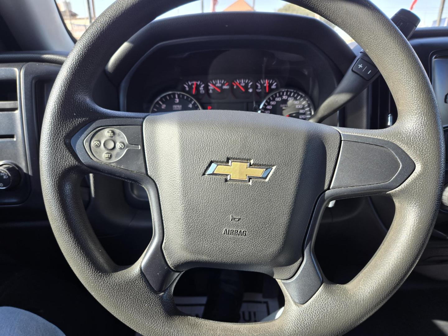 2017 White /Gray Chevrolet Silverado 1500 Work Truck Double Cab 2WD (1GCRCNECXHZ) with an 5.3L V8 OHV 16V engine, 6A transmission, located at 1842 Wirt Road, Houston, TX, 77055, (713) 973-3903, 29.805330, -95.484787 - Photo#17