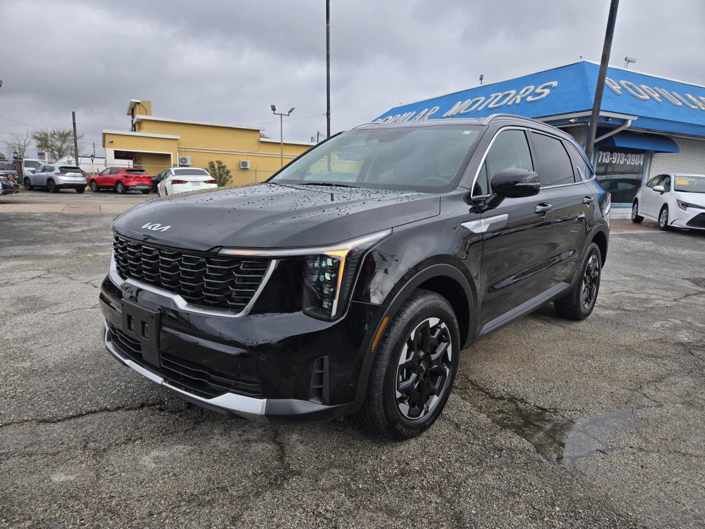 2024 Black /Black Kia Sorento S AWD (5XYRLDJC7RG) with an 2.5L L4 DOHC 16V engine, 6A transmission, located at 1842 Wirt Road, Houston, TX, 77055, (713) 973-3903, 29.805330, -95.484787 - Photo#0