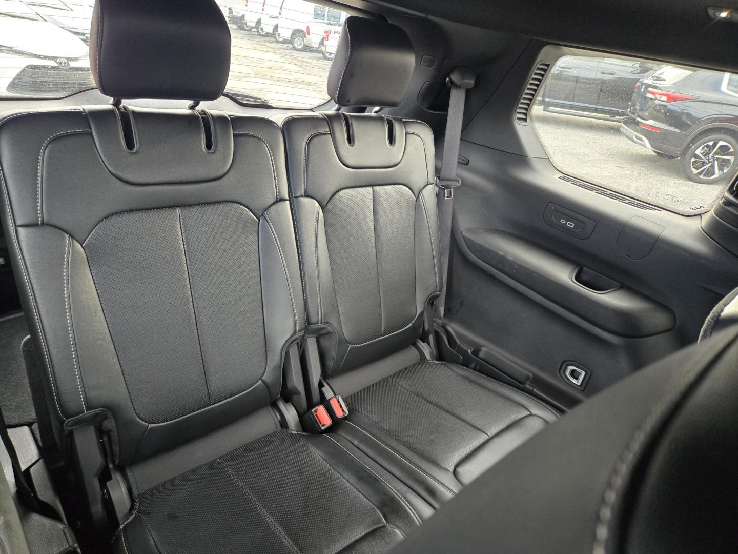 2024 Black /Black Jeep Grand Cherokee L Limited 4WD (1C4RJKBG9R8) with an 3.6L V6 DOHC 24V engine, 8A transmission, located at 1842 Wirt Road, Houston, TX, 77055, (713) 973-3903, 29.805330, -95.484787 - Photo#16