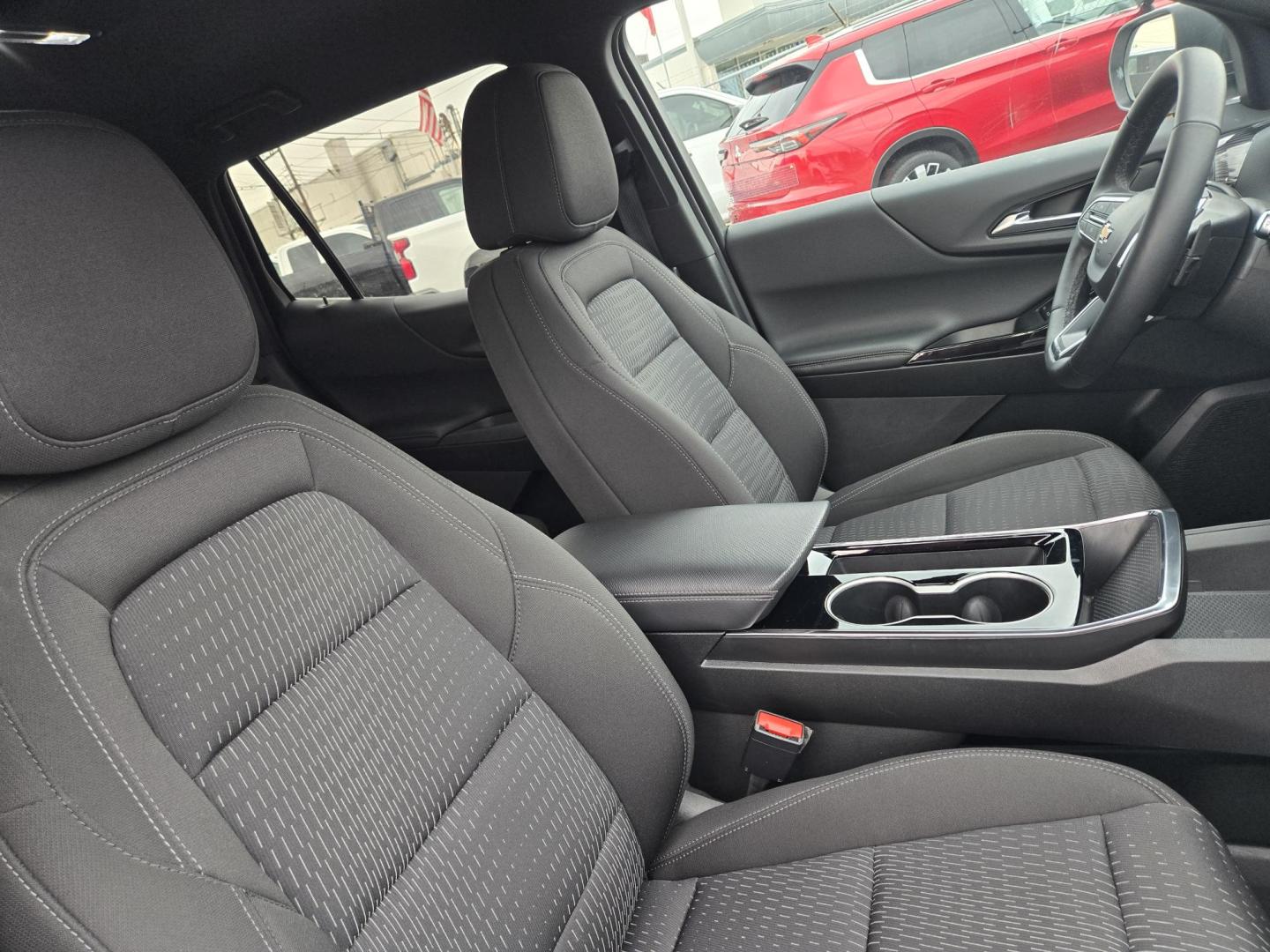 2025 White /Black Chevrolet Equinox LS 2WD (3GNAXHEG8SL) with an 1.5L L4 DOHC 16V TURBO engine, 6A transmission, located at 1842 Wirt Road, Houston, TX, 77055, (713) 973-3903, 29.805330, -95.484787 - Photo#12