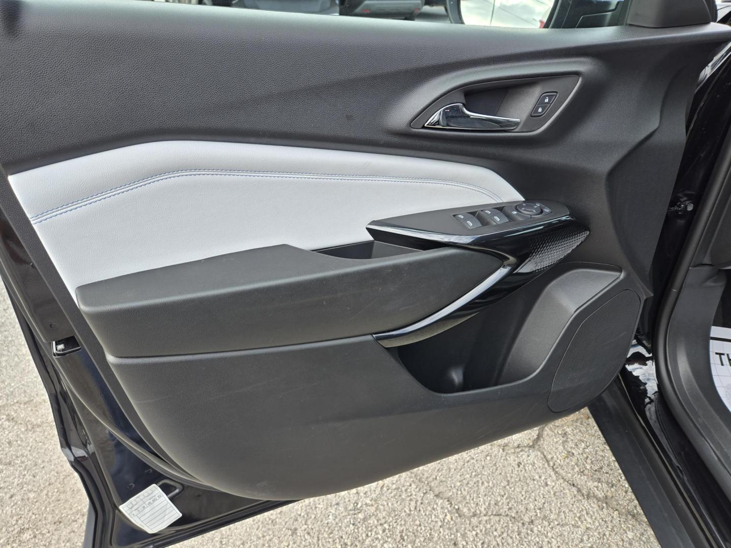 2025 Black /Black Chevrolet Trax LT (KL77LHEPXSC) with an 1.2L L3 TURBO engine, 6A transmission, located at 1842 Wirt Road, Houston, TX, 77055, (713) 973-3903, 29.805330, -95.484787 - Photo#9