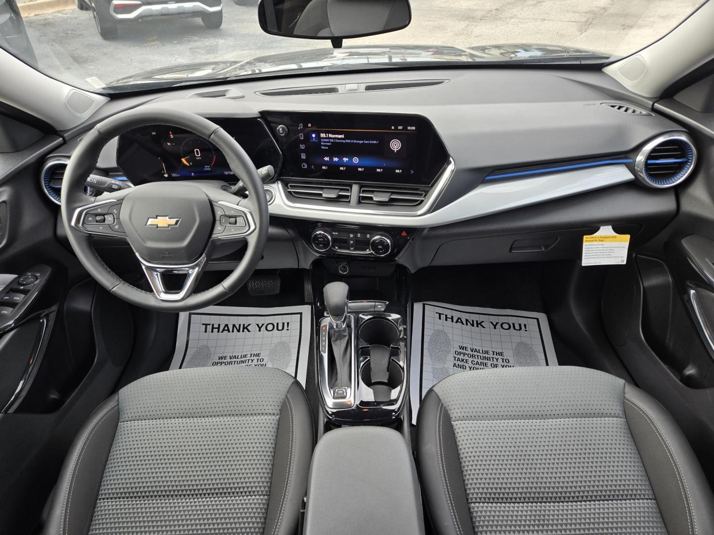 2025 Black /Black Chevrolet Trax LT (KL77LHEPXSC) with an 1.2L L3 TURBO engine, 6A transmission, located at 1842 Wirt Road, Houston, TX, 77055, (713) 973-3903, 29.805330, -95.484787 - Photo#16