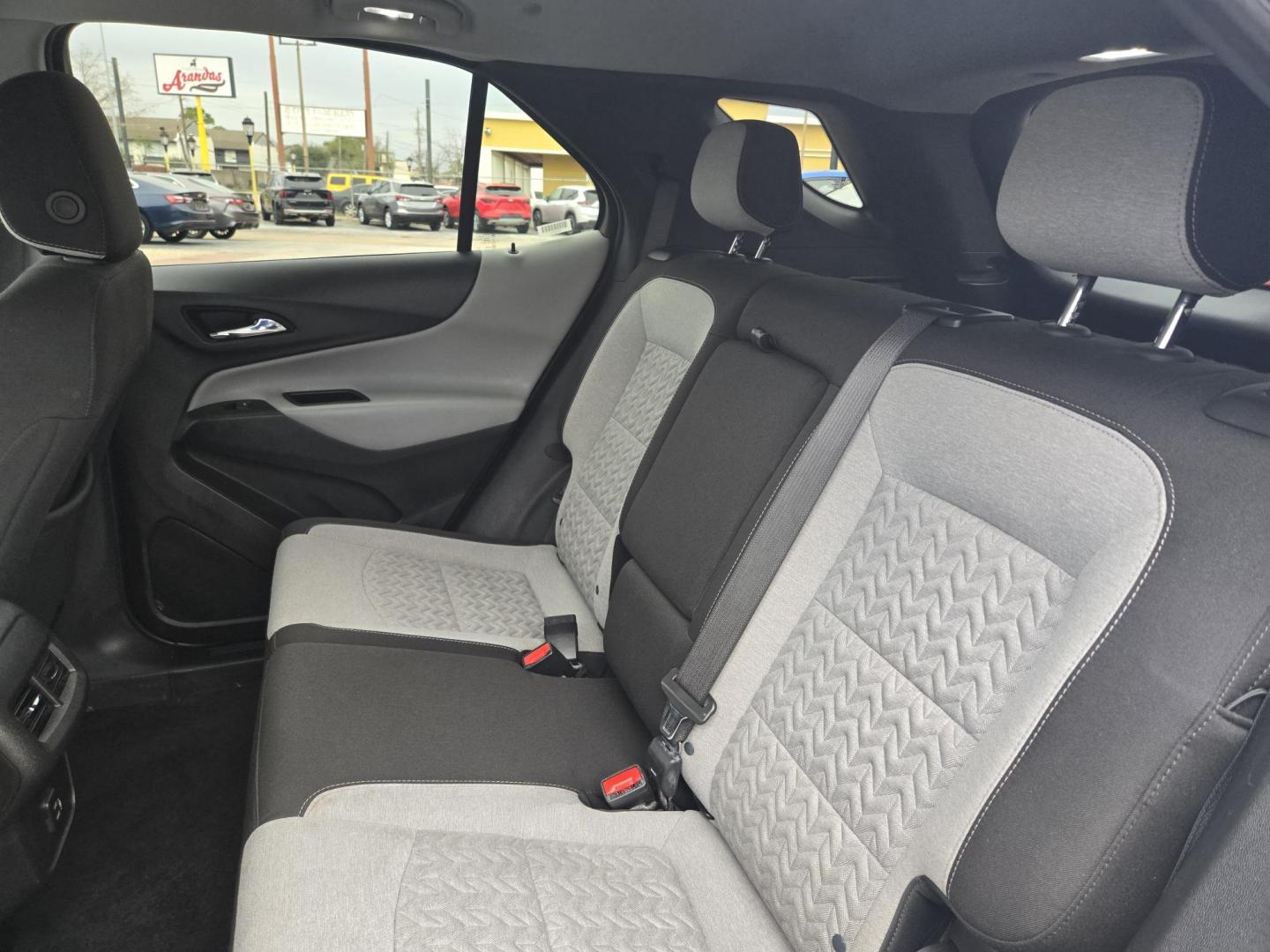 2024 White /Black Chevrolet Equinox LT AWD (3GNAXUEG2RL) with an 1.5L L4 DOHC 16V TURBO engine, 6A transmission, located at 1842 Wirt Road, Houston, TX, 77055, (713) 973-3903, 29.805330, -95.484787 - Photo#10