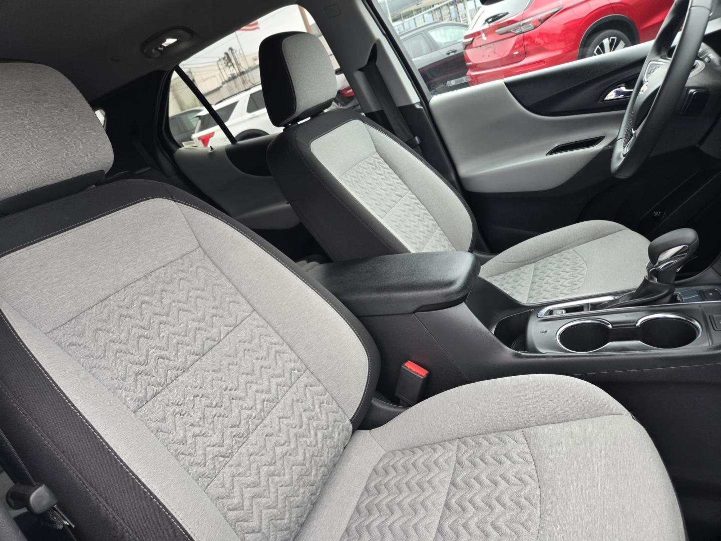 2024 White /Black Chevrolet Equinox LT AWD (3GNAXUEG2RL) with an 1.5L L4 DOHC 16V TURBO engine, 6A transmission, located at 1842 Wirt Road, Houston, TX, 77055, (713) 973-3903, 29.805330, -95.484787 - Photo#12