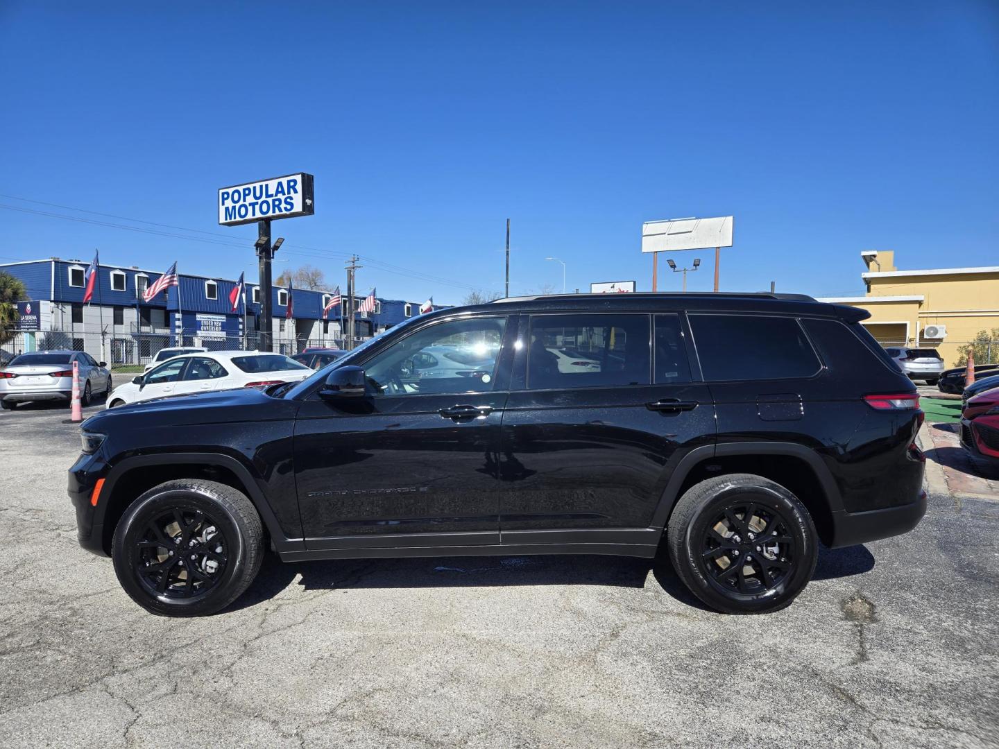 2024 Black /Black Jeep Grand Cherokee L Laredo 4WD (1C4RJKAG6R8) with an 3.6L V6 DOHC 24V engine, 8A transmission, located at 1842 Wirt Road, Houston, TX, 77055, (713) 973-3903, 29.805330, -95.484787 - Photo#1