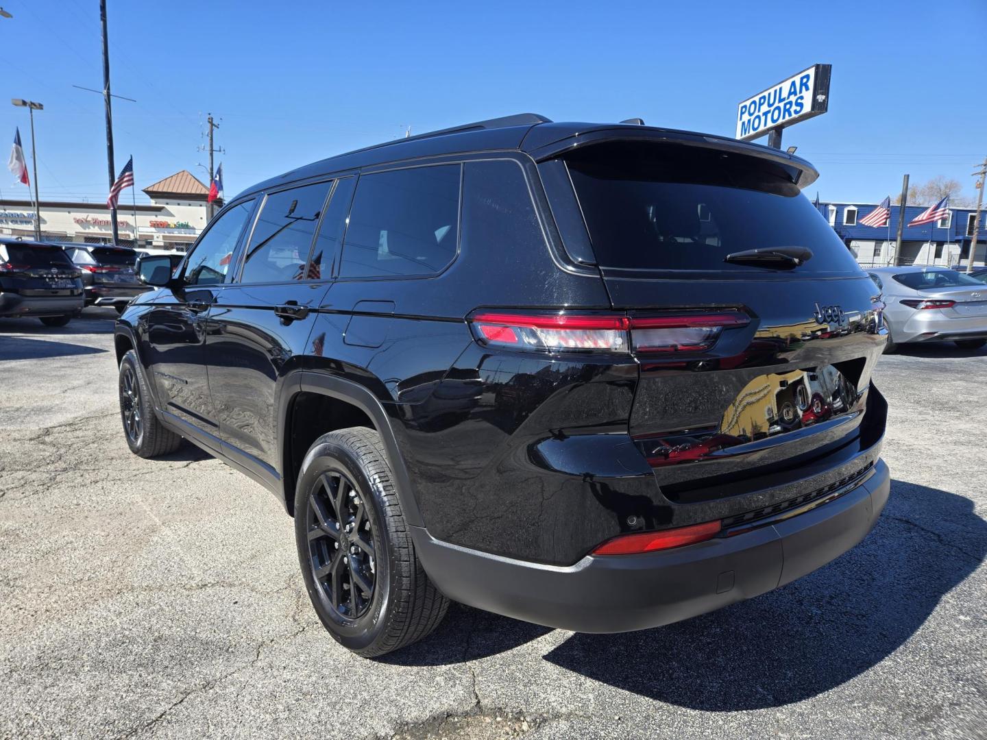 2024 Black /Black Jeep Grand Cherokee L Laredo 4WD (1C4RJKAG6R8) with an 3.6L V6 DOHC 24V engine, 8A transmission, located at 1842 Wirt Road, Houston, TX, 77055, (713) 973-3903, 29.805330, -95.484787 - Photo#2