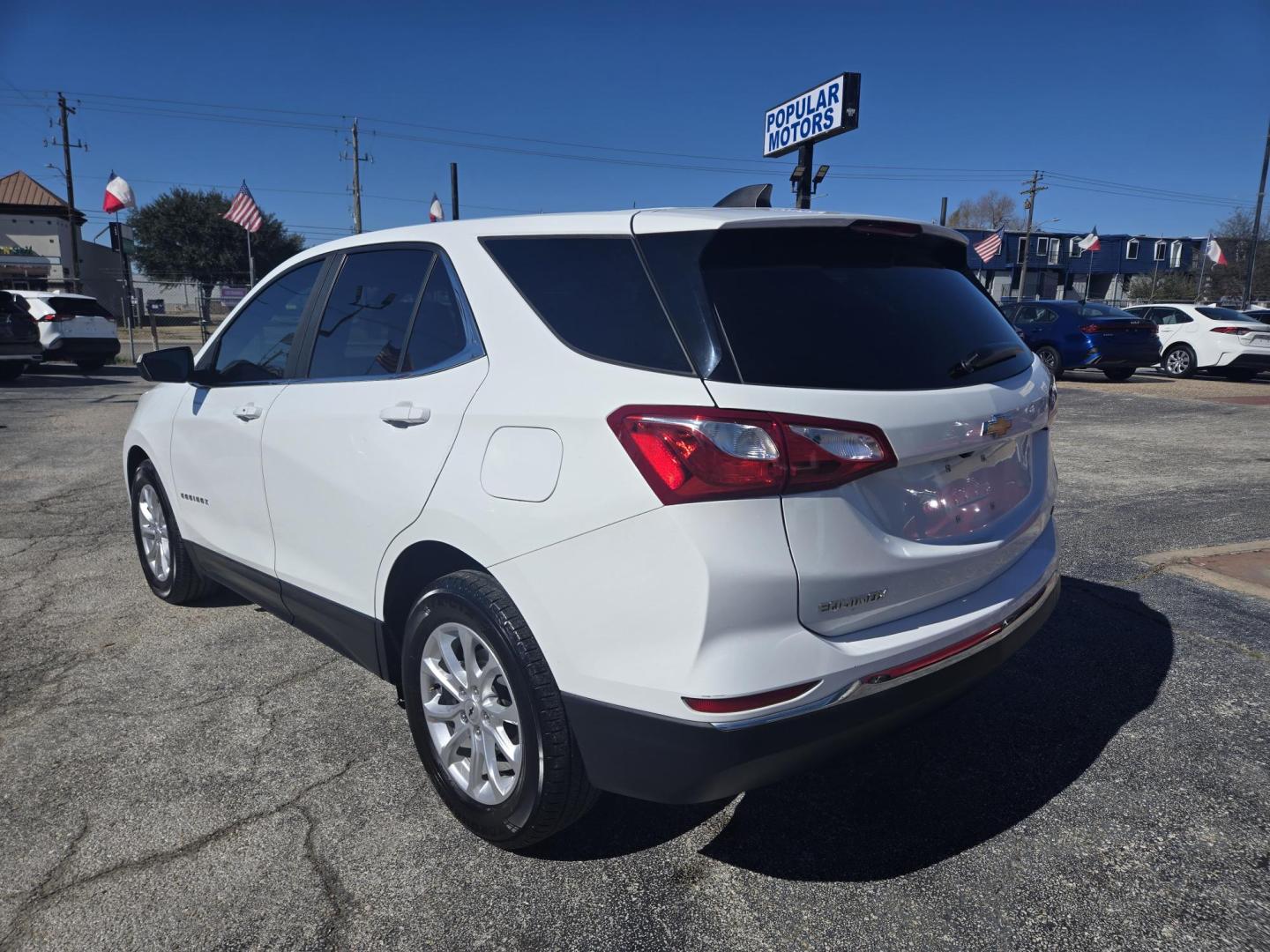 2021 White /GRAY Chevrolet Equinox LT 2WD (3GNAXKEV4MS) with an 1.5L L4 DOHC 16V TURBO engine, 6A transmission, located at 1842 Wirt Road, Houston, TX, 77055, (713) 973-3903, 29.805330, -95.484787 - Photo#2